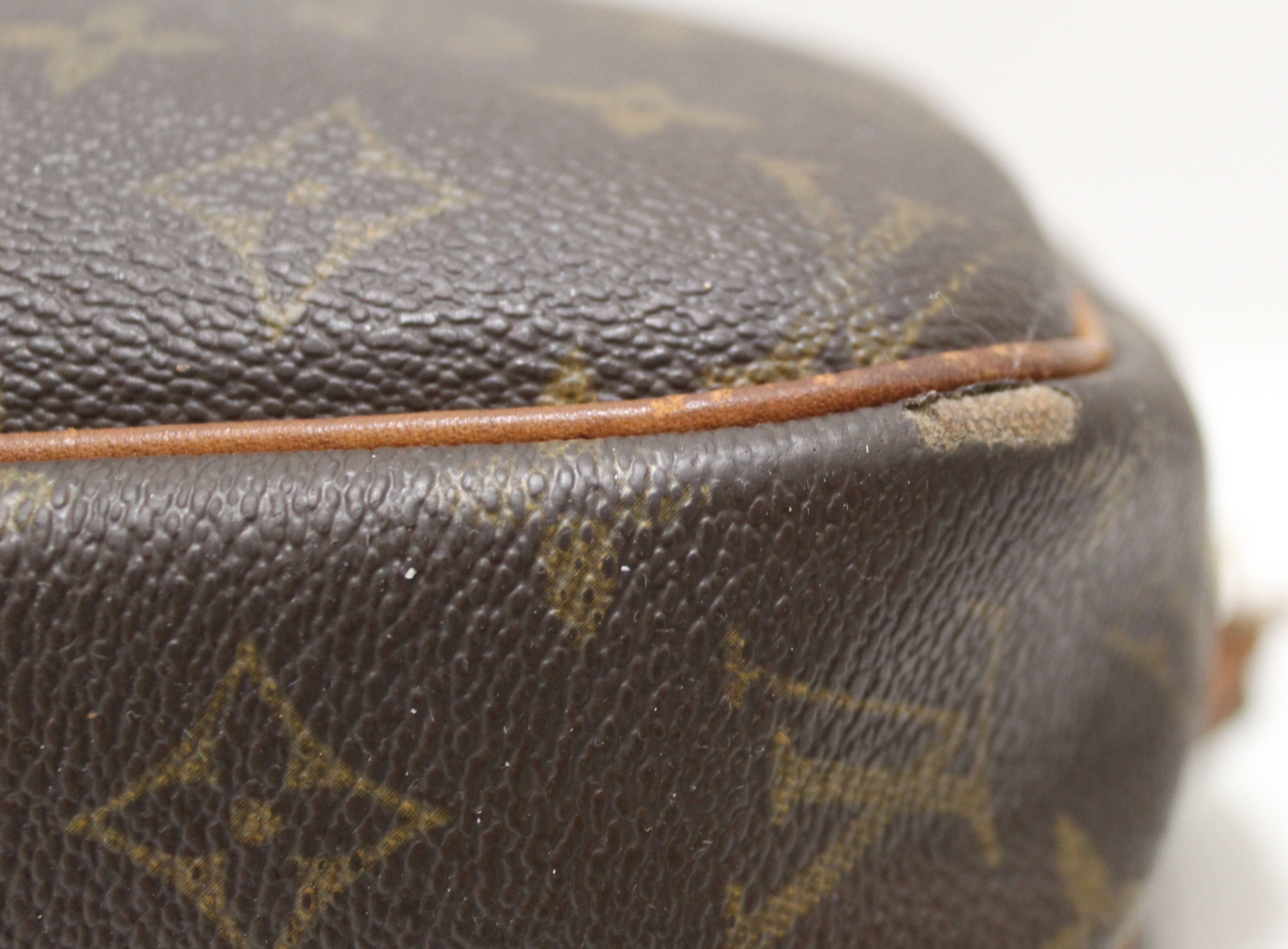 Authentic Louis Vuitton Class Monogram Reporter PM Messenger Bag