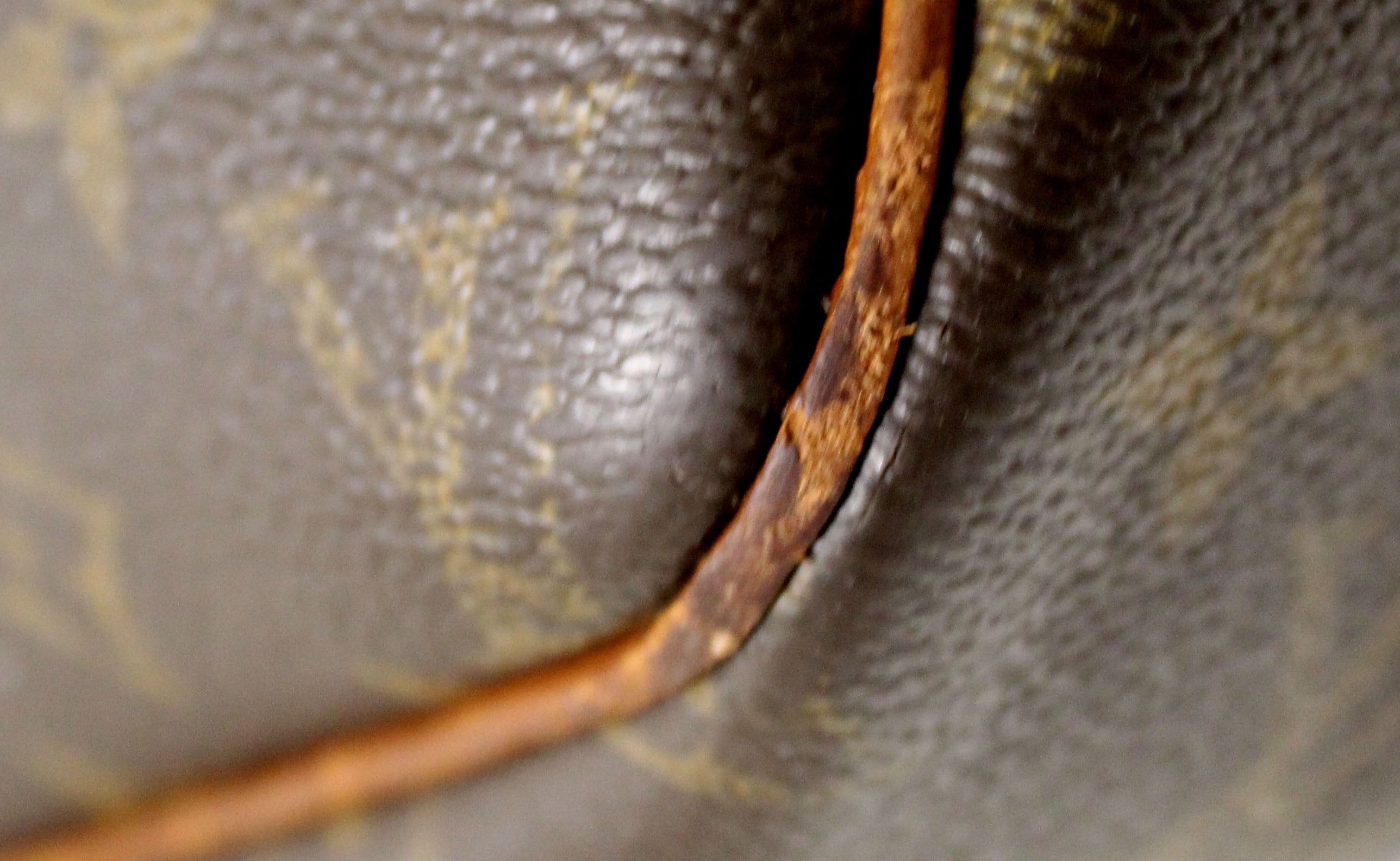 Authentic Louis Vuitton Class Monogram Reporter PM Messenger Bag