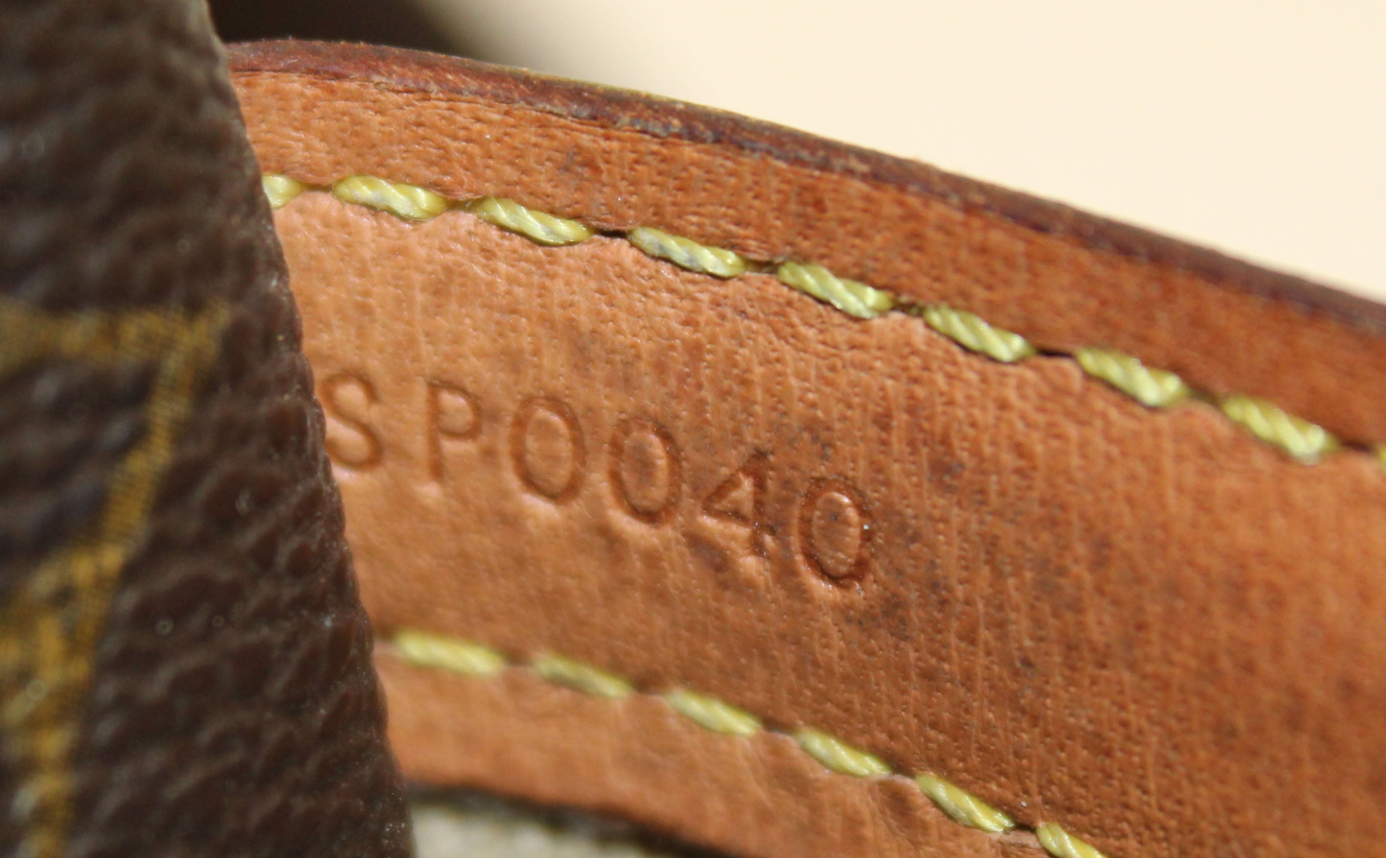 Authentic Louis Vuitton Class Monogram Reporter PM Messenger Bag