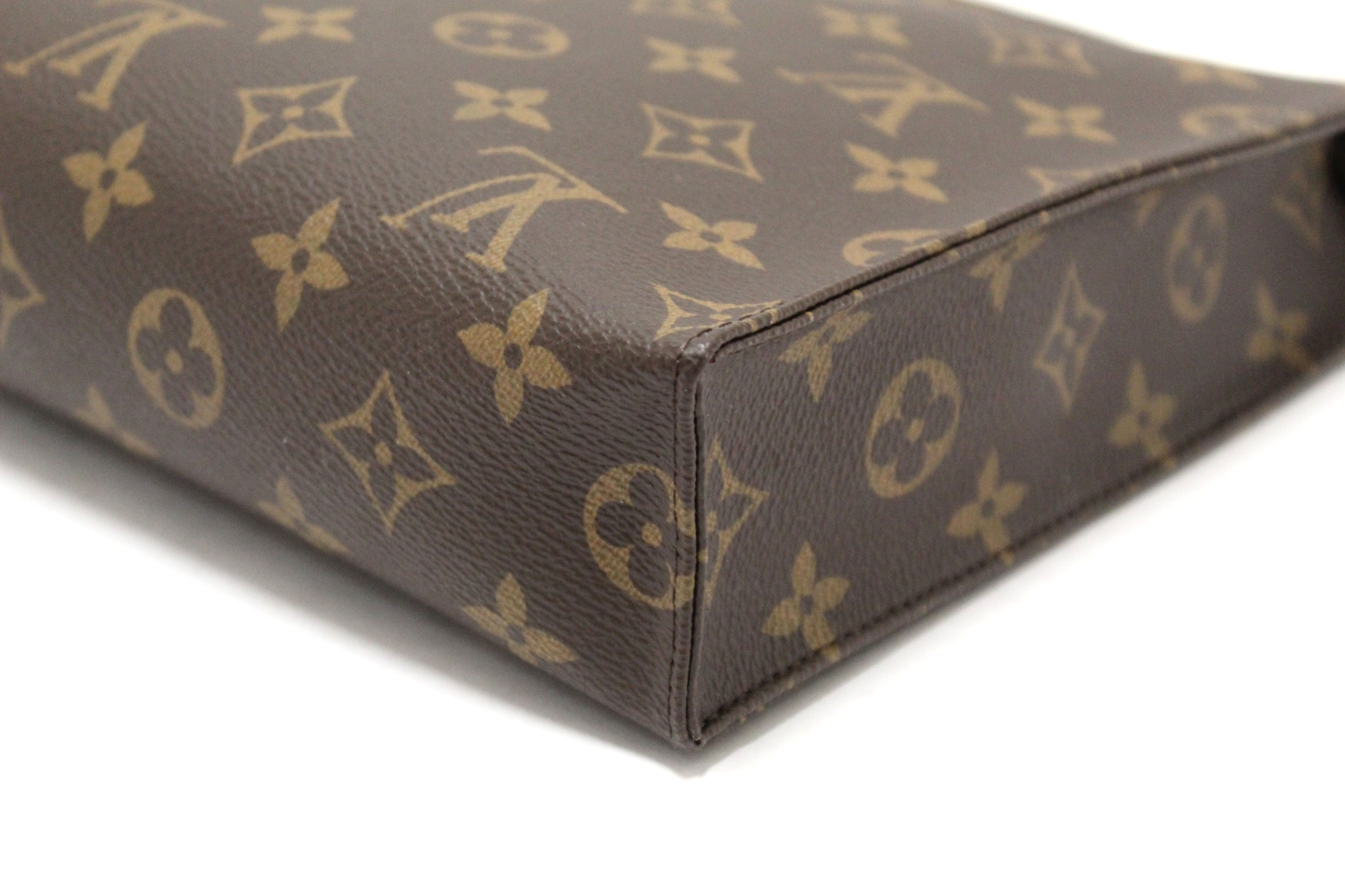 Authentic Louis Vuitton Classic Monogram Toiletry Pouch 26