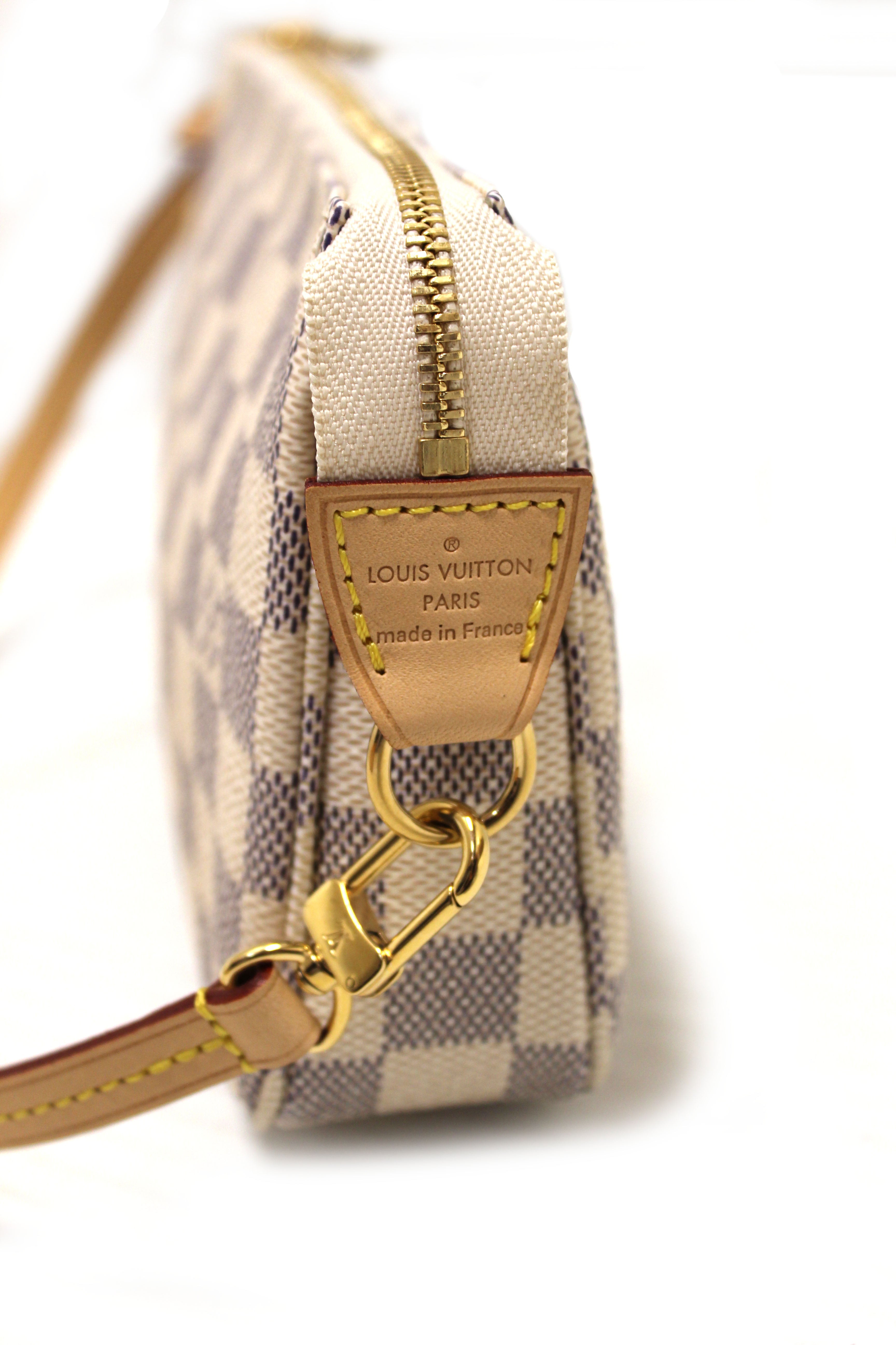 Authentic NEW Louis Vuitton Damier Azur Pochette Accessories