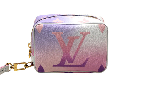 Authentic NEW Louis Vuitton Pastel Escale Giant Monogram Wapity Case