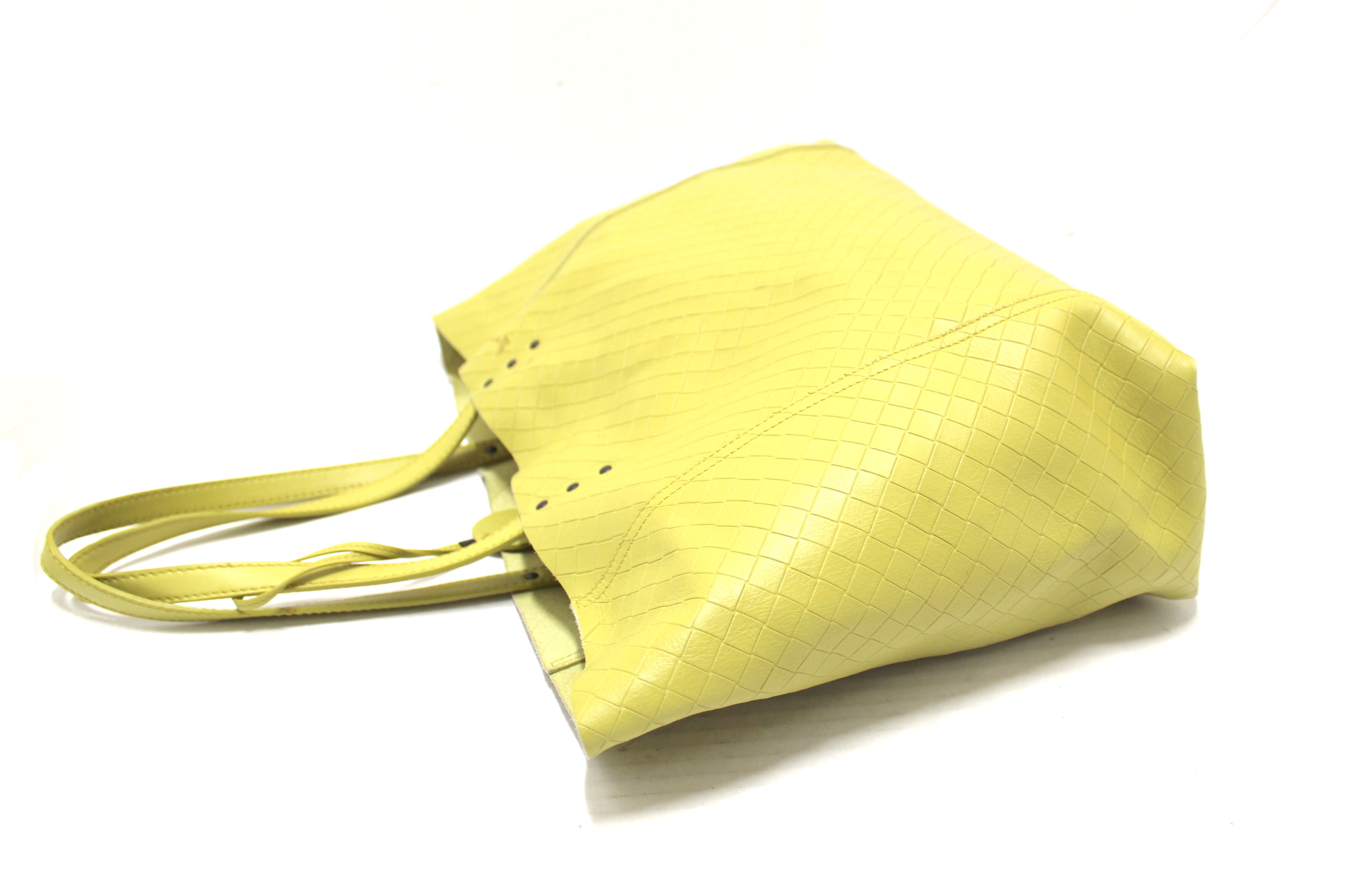 Authentic Bottega Veneta Intrecciato Embossed Green Leather Tote