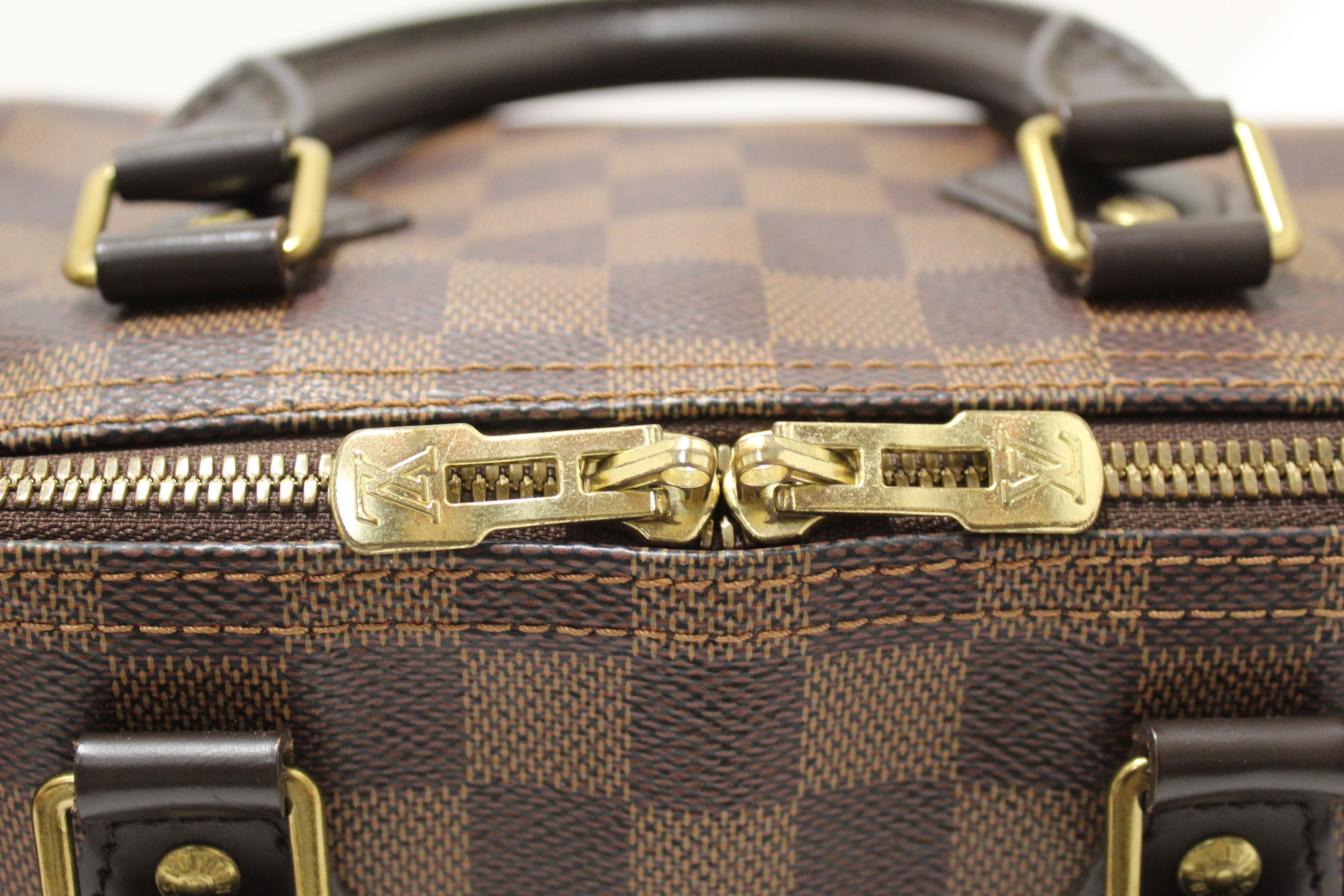 Authentic Louis Vuitton Damier Ebene Speedy 25 Bandouliere Bag