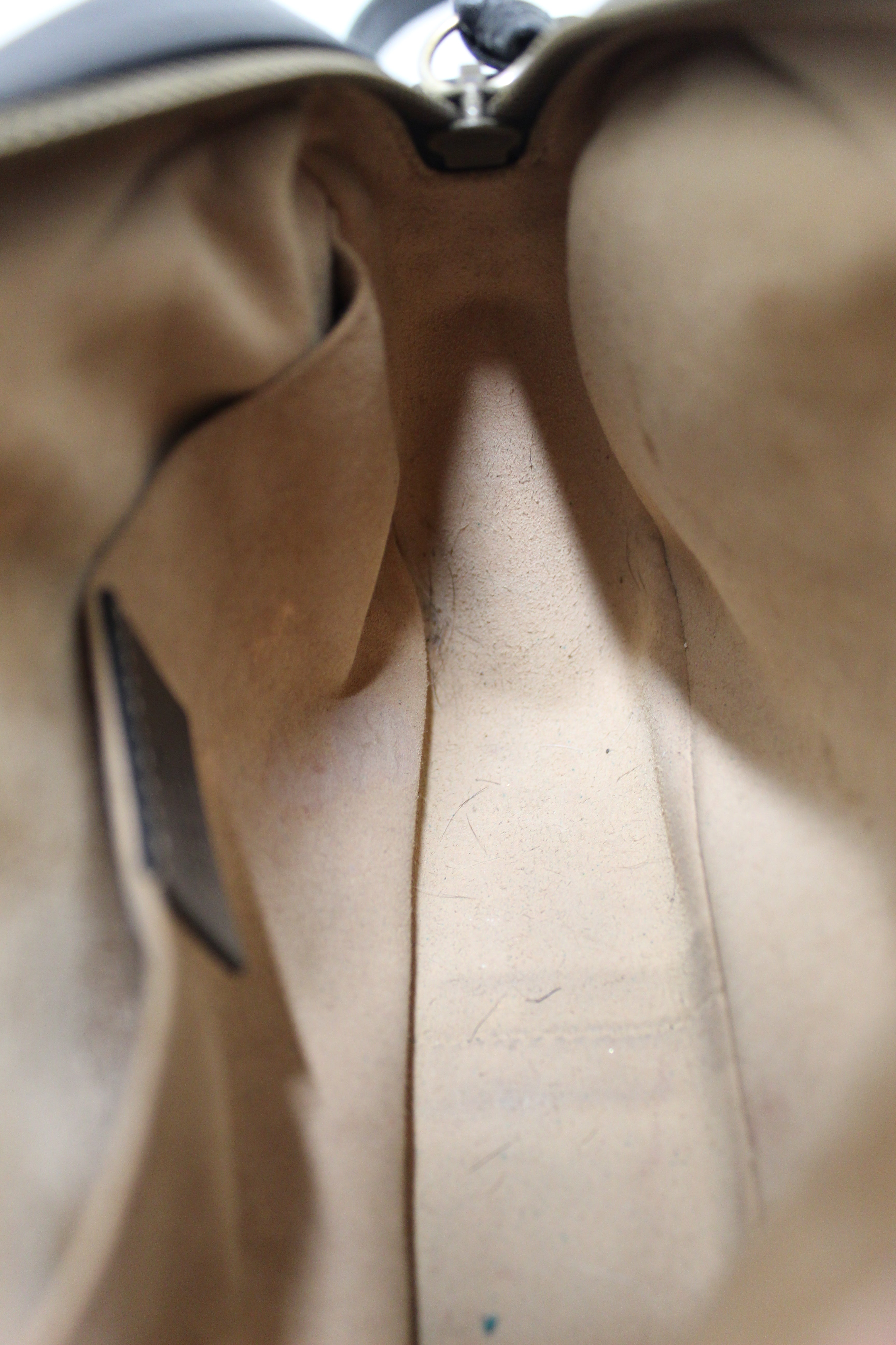 Authentic Gucci Black Matelassé Chevron Leather GG Marmont Mini Shoulder Bag