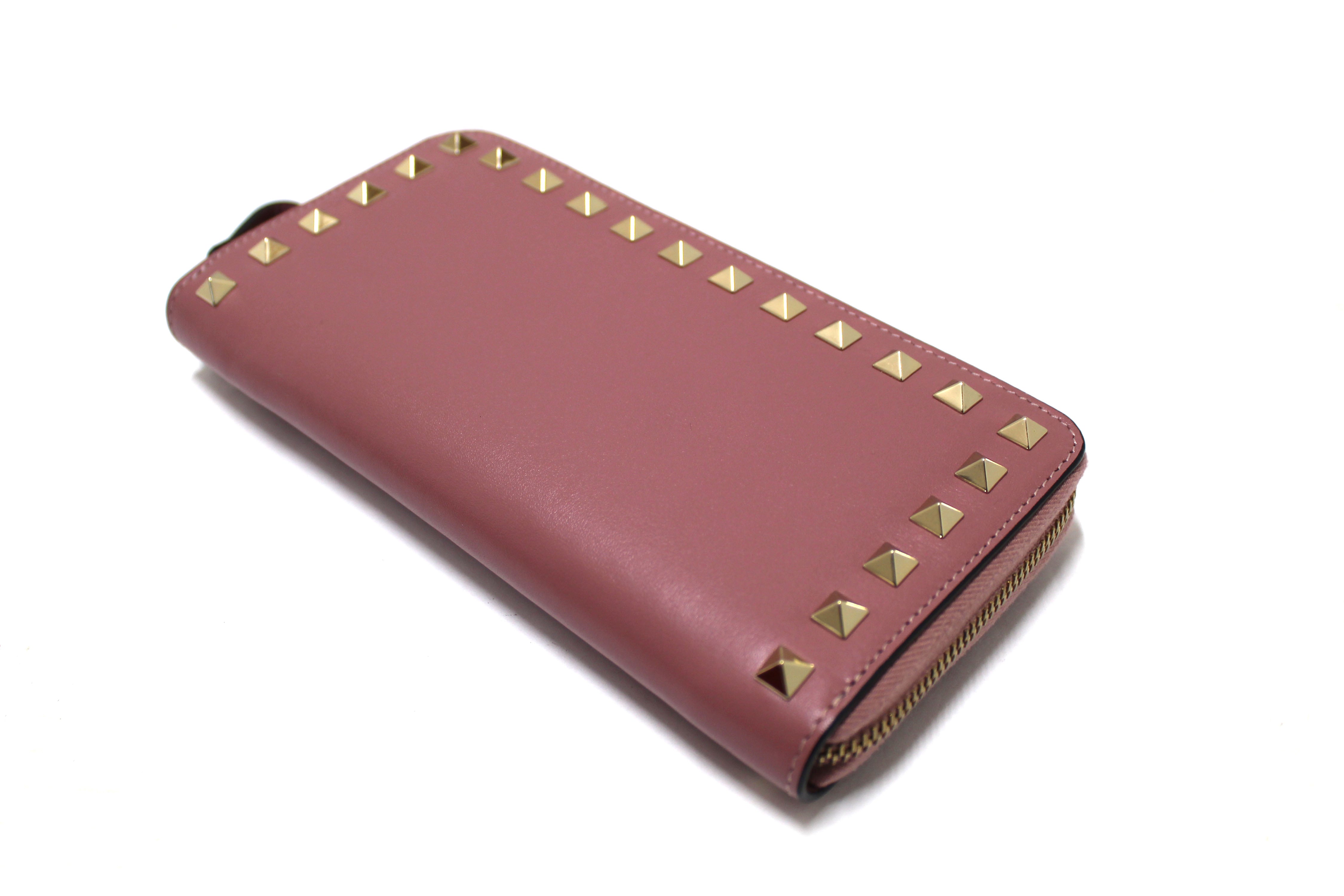 Authentic Valentino Garavani Rose Calfskin Rockstud Zippered Long Wallet