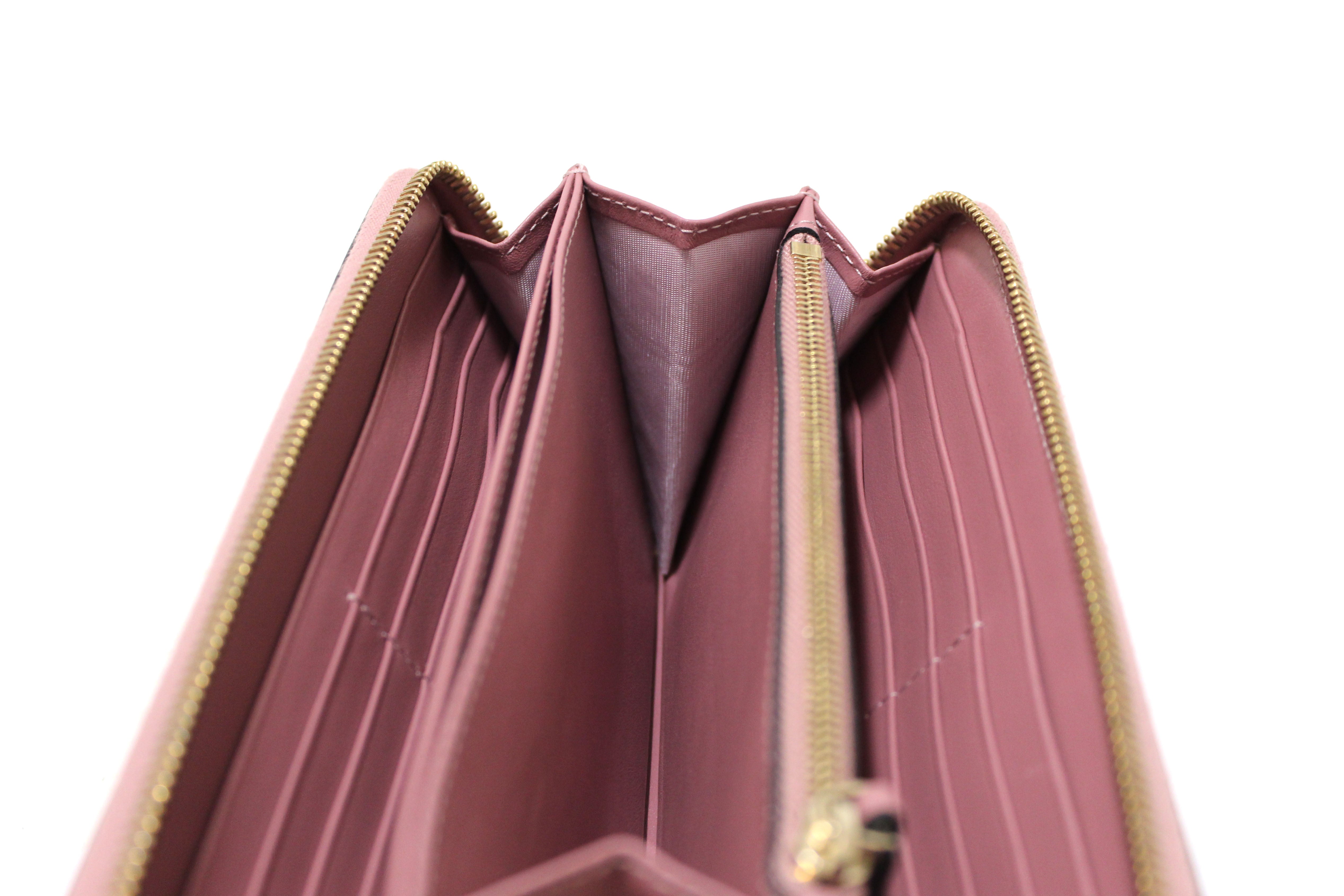 Authentic Valentino Garavani Rose Calfskin Rockstud Zippered Long Wallet