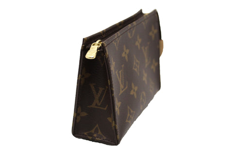 Authentic NEW Louis Vuitton Classic Monogram Toiletry 15 Pouch