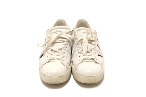 Authentic Valentino Garavani White Leather Rockstud Sneaker Size 39.5
