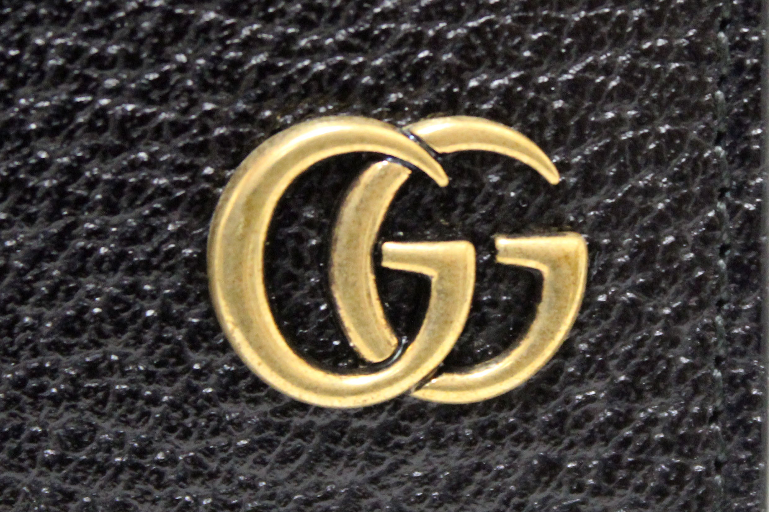 NEW Authentic Gucci GG Marmont Black Leather Card Case