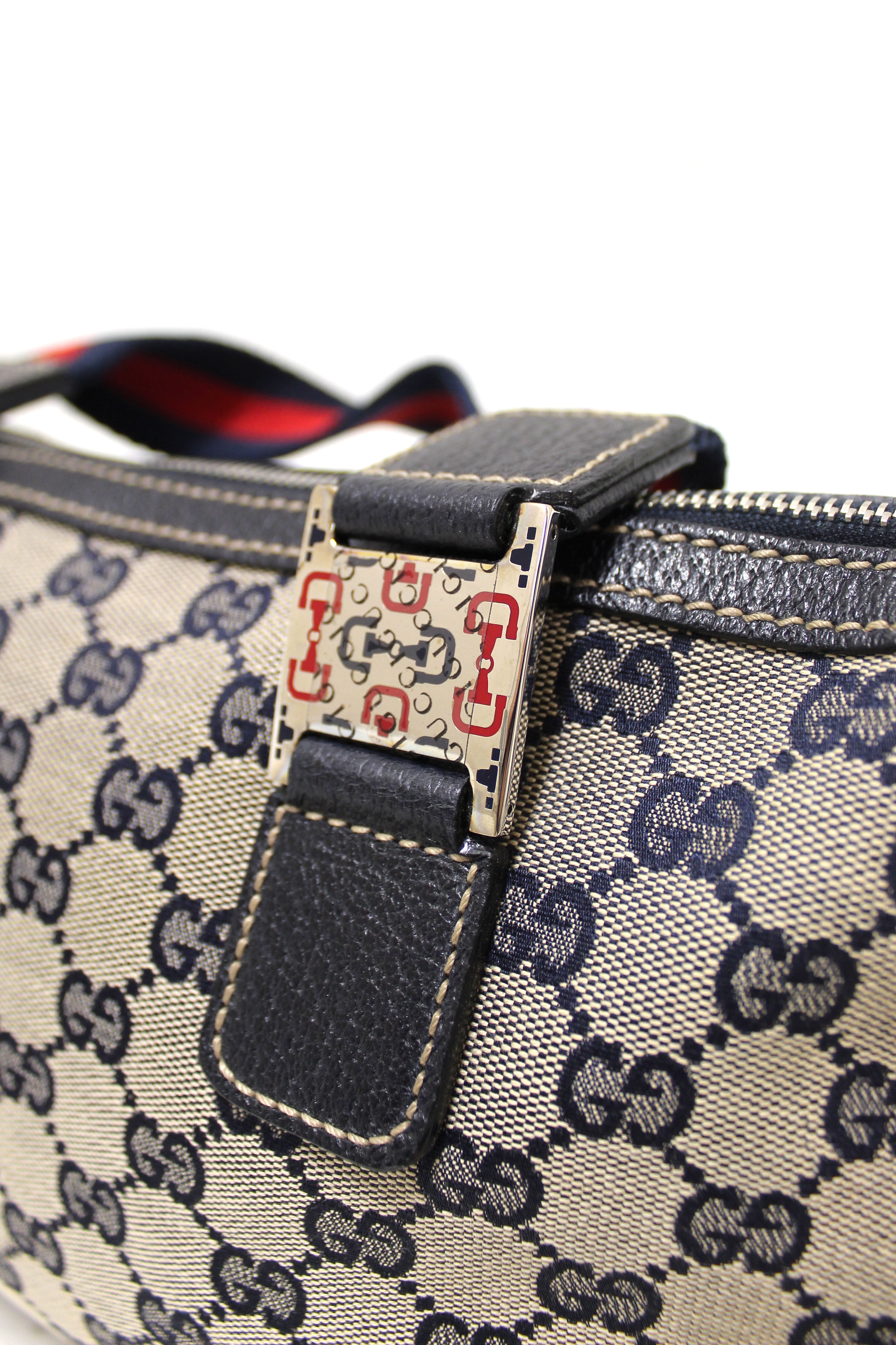 Authentic Gucci Vintage Blue GG Canvas Cloth Handbag