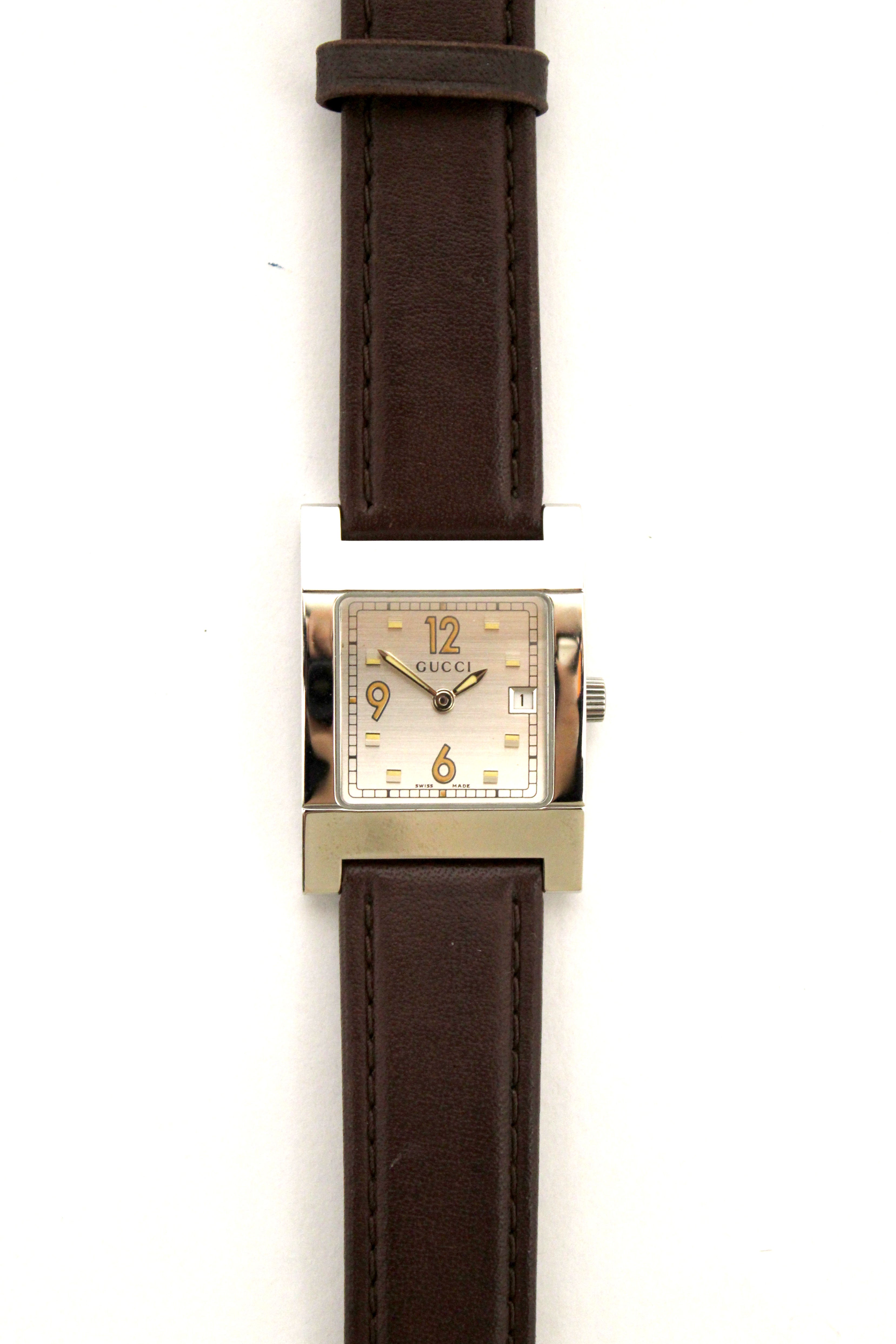 Authentic Gucci 7700L Silver Dial Brown Leather Band Date Square Quartz Watch