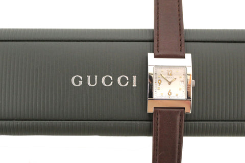 Authentic Gucci 7700L Silver Dial Brown Leather Band Date Square Quartz Watch