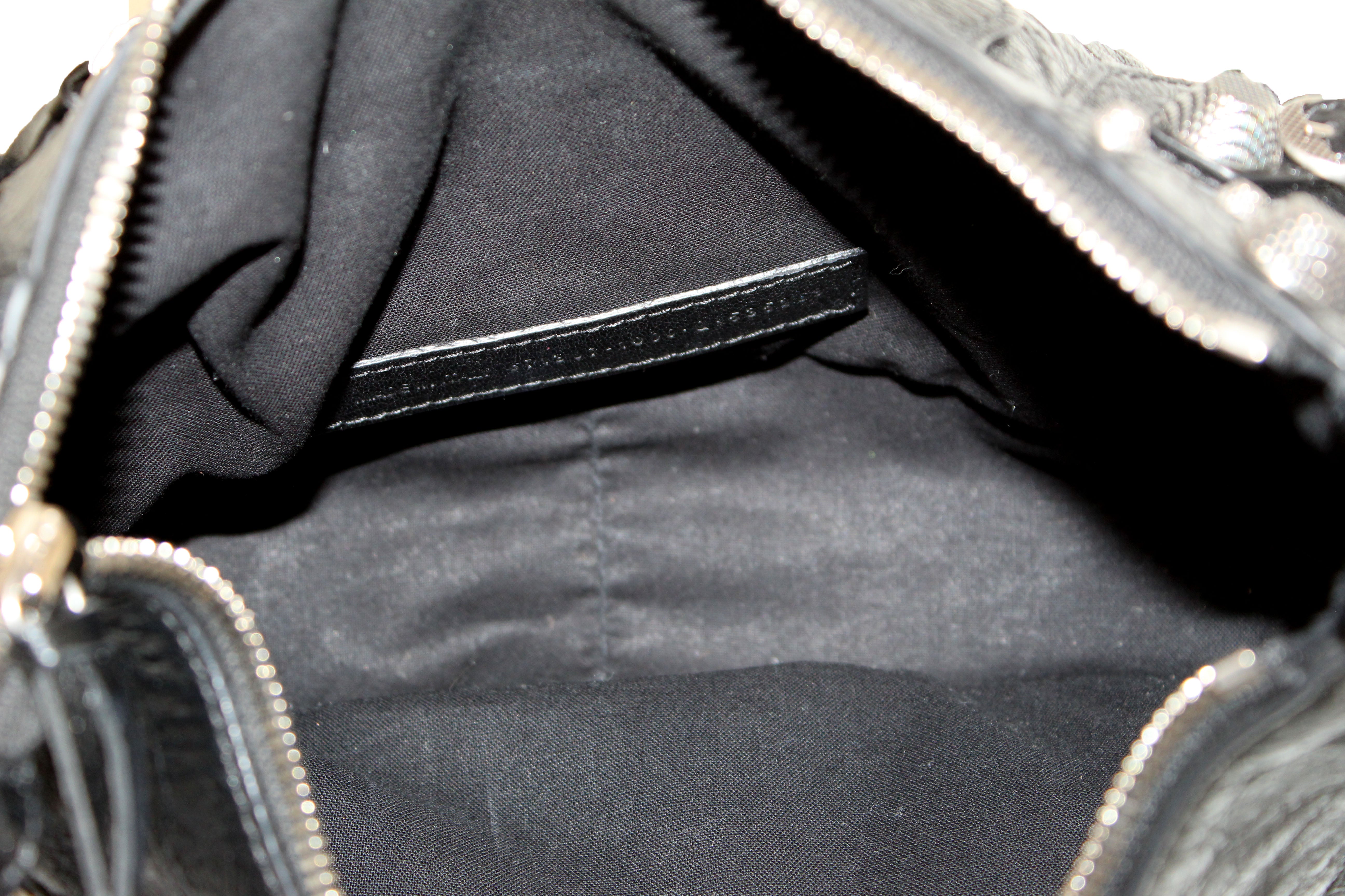 Authentic Balenciaga Black Arena Lambskin Leather Small Le Cagole Shoulder Bag