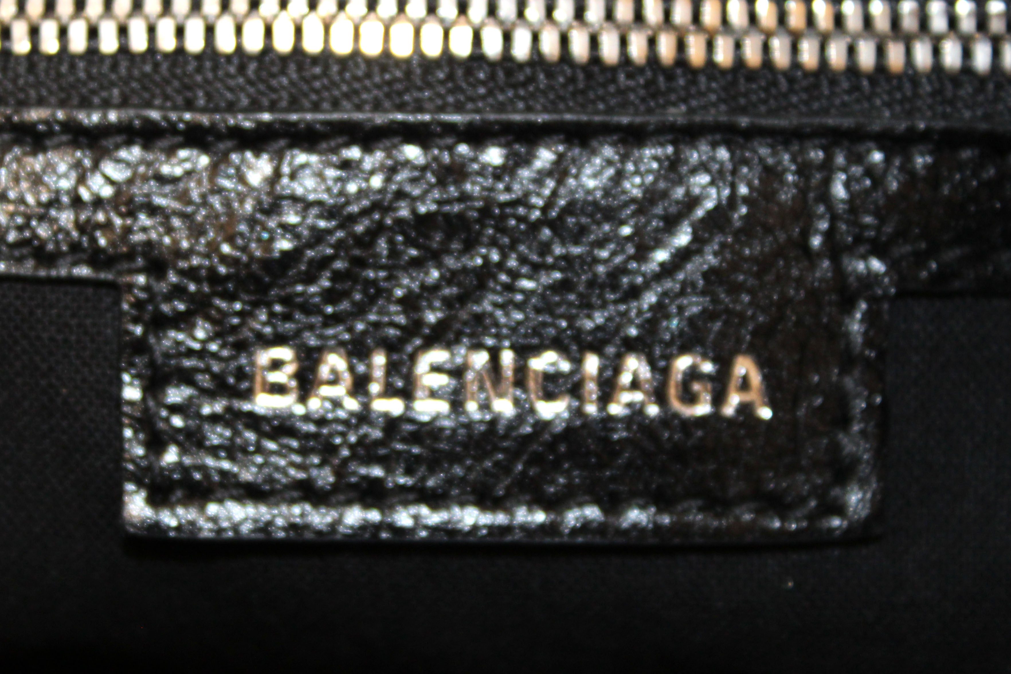 Authentic Balenciaga Black Arena Lambskin Leather Small Le Cagole Shoulder Bag