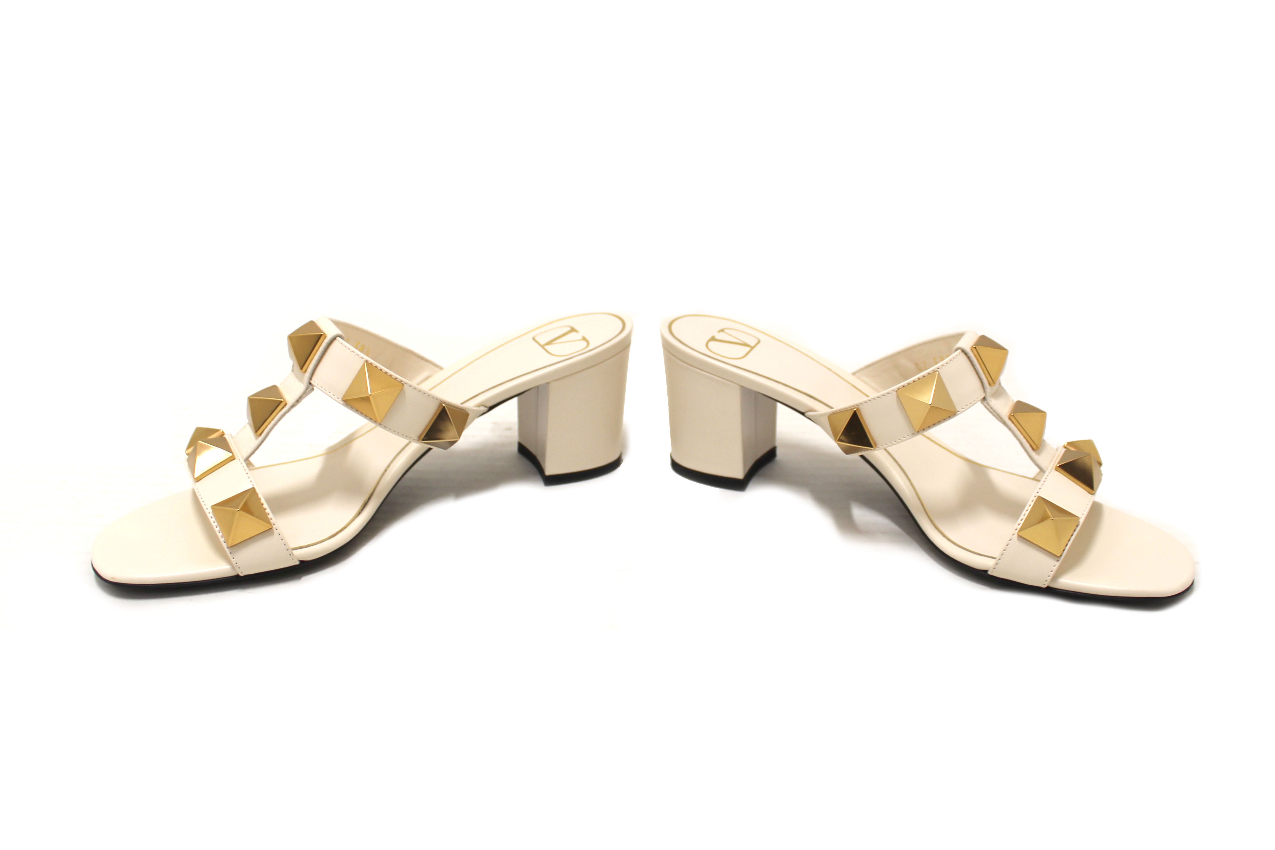 Authentic Valentino Garavani White Leather Roman Stud Sandals Size 38.5