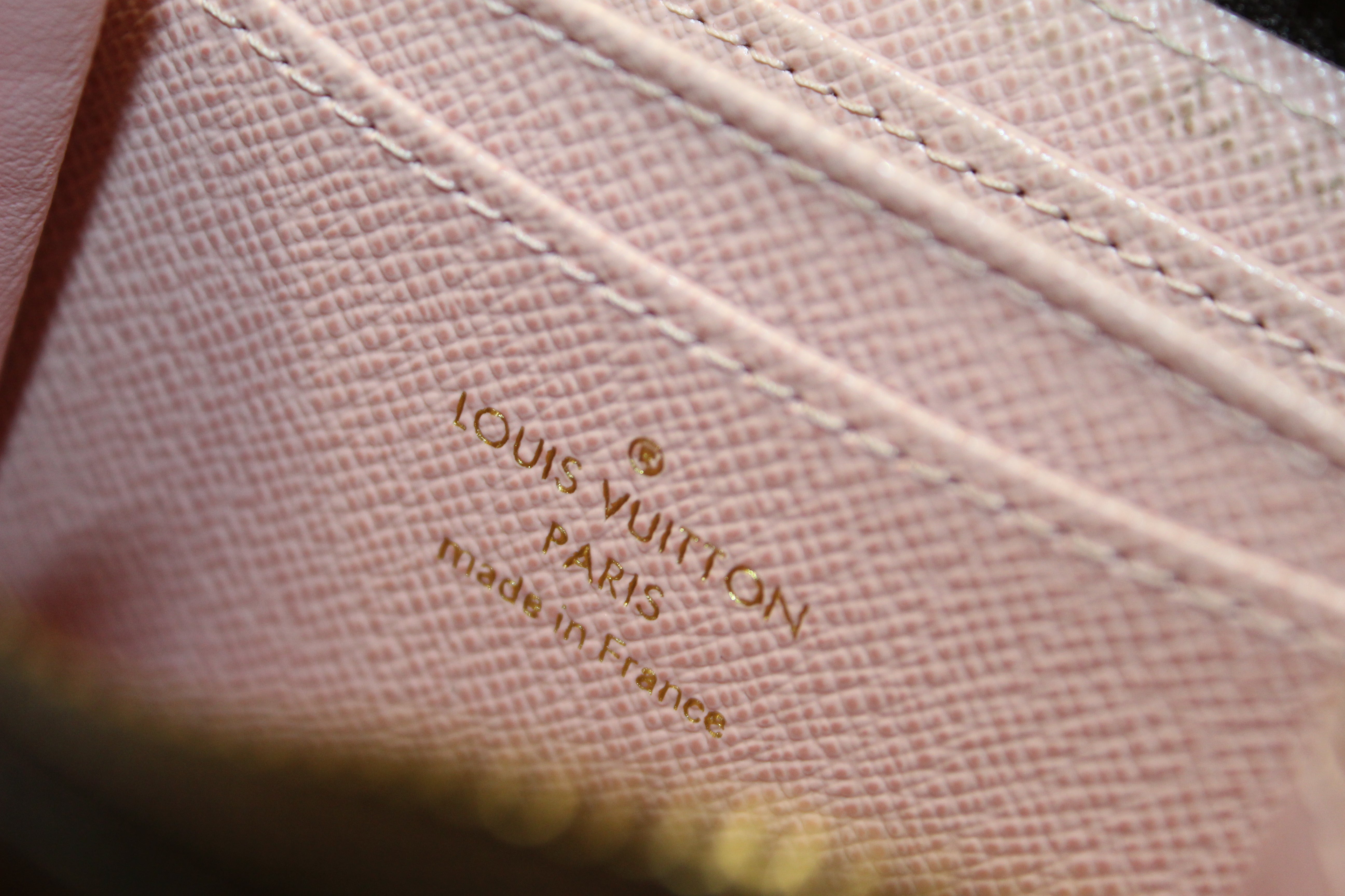 Authentic Louis Vuitton Limited Edition Vivienne Classic Monogram Zippy Coin Purse