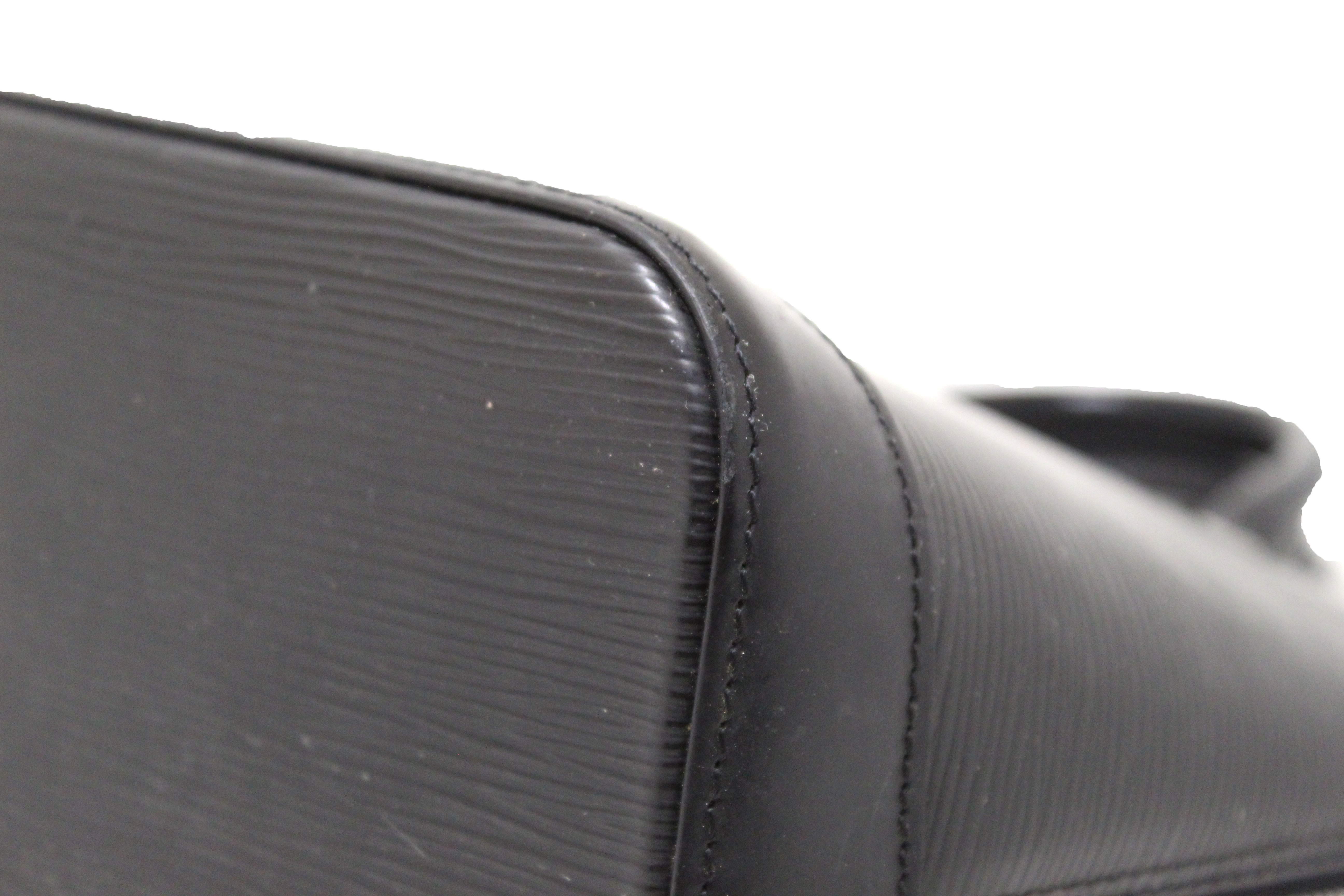 Authentic Louis Vuitton Black Epi Leather Alma PM Hand Bag