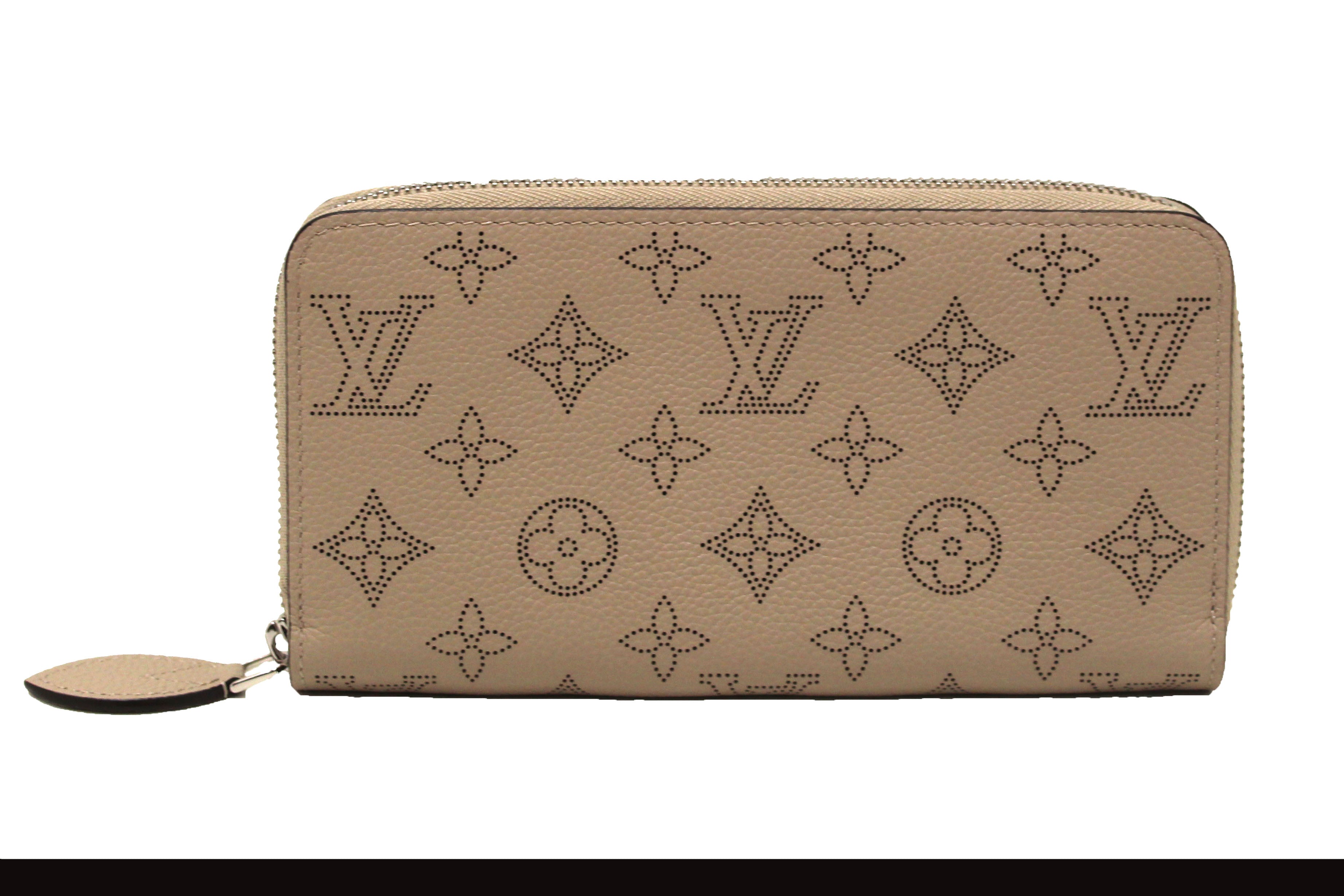 Authentic Louis Vuitton Galet Mahina Leather Zippy Wallet
