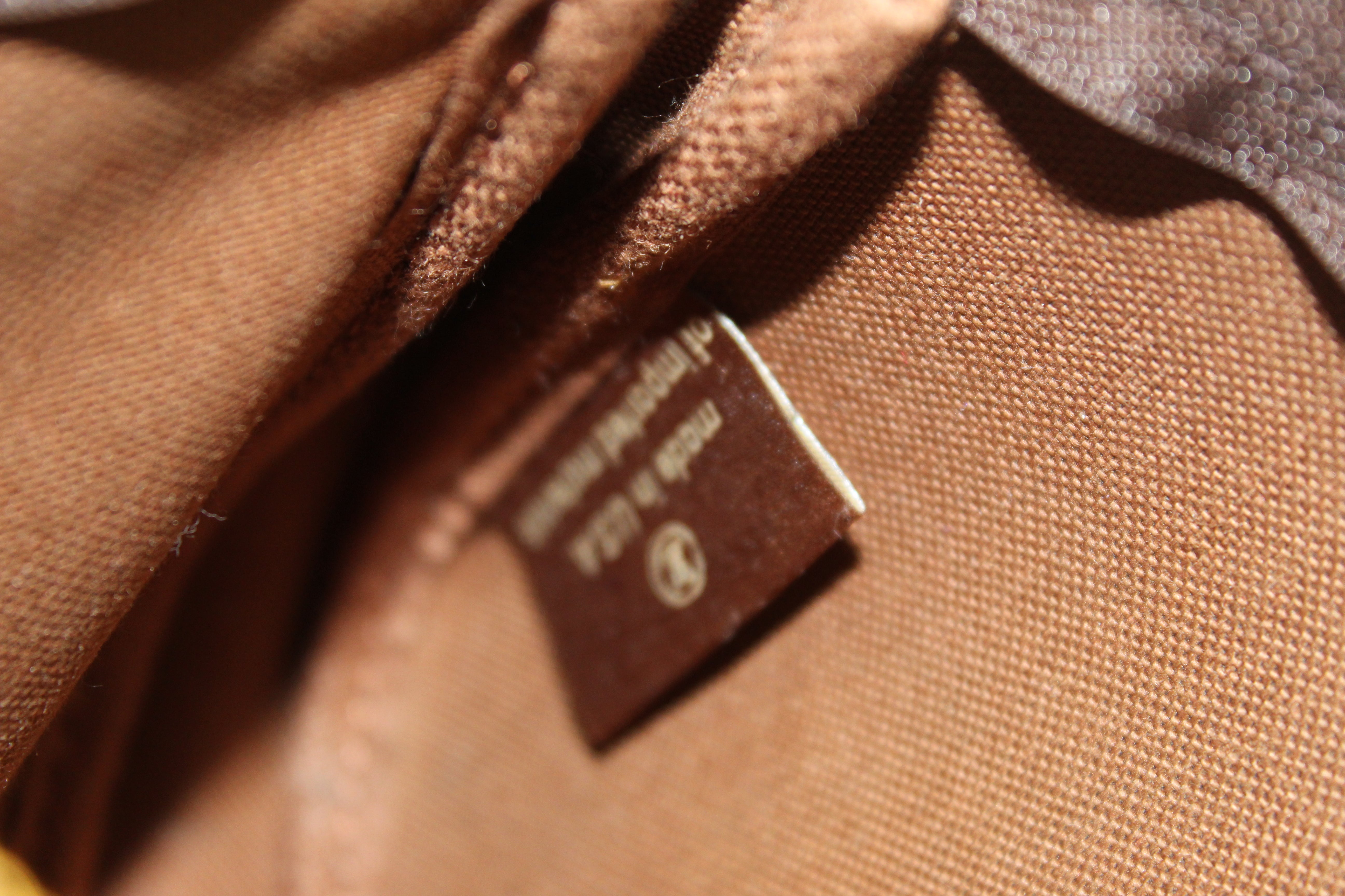 Authentic Louis Vuitton Classic Monogram Light Pink Strap Multi-Pochette Accessoires Bag