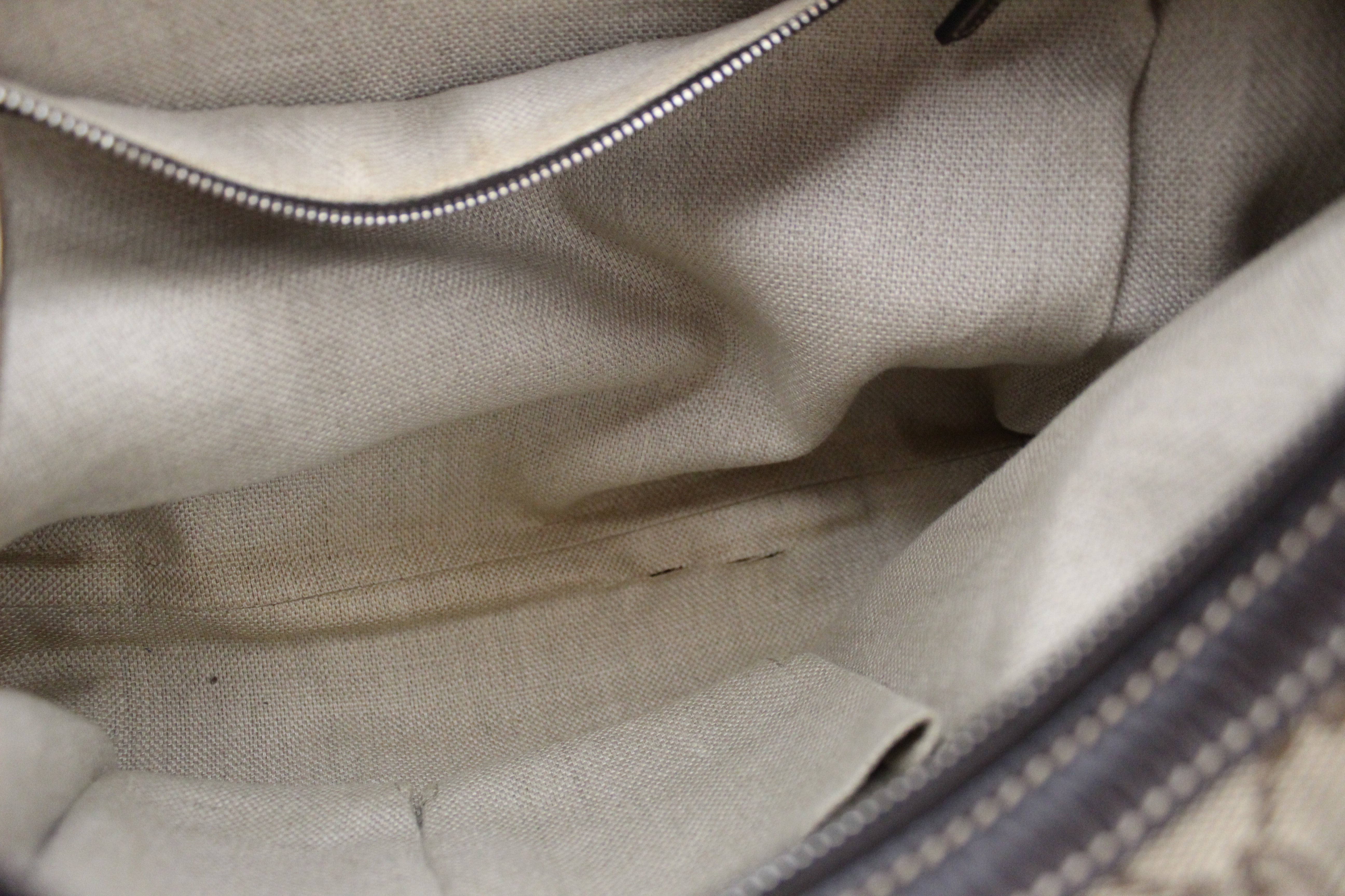 Authentic Gucci Brown GG Canvas Icon Bit Medium Hobo Shoulder Bag