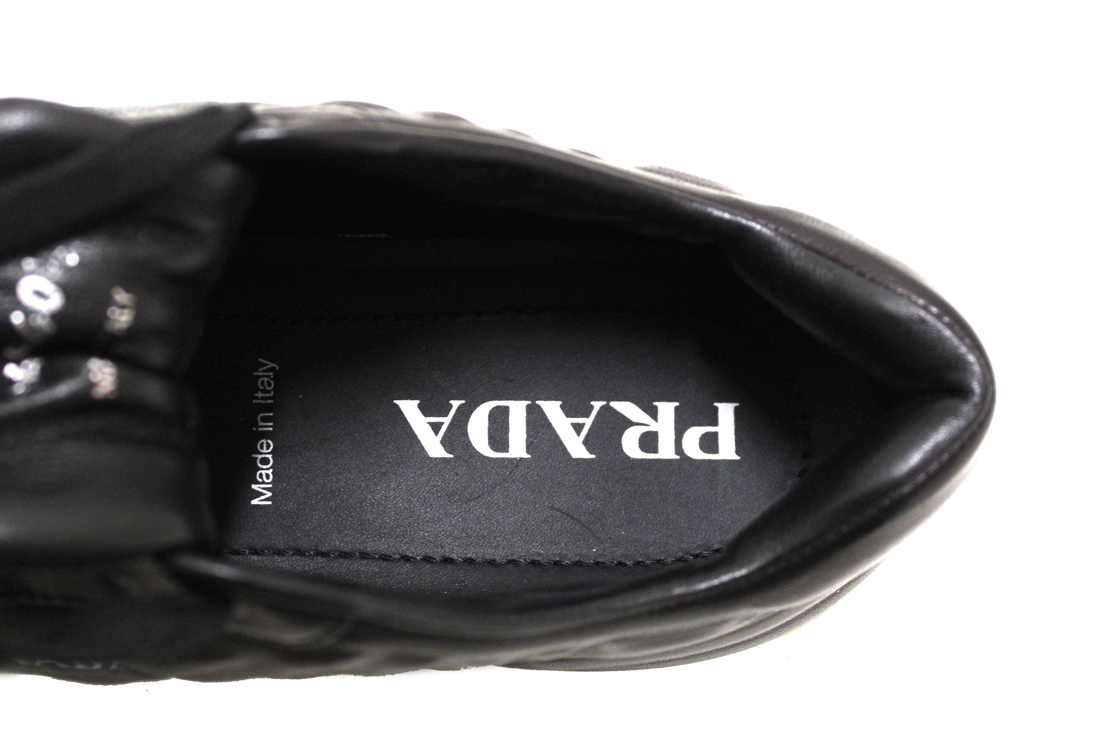 Authentic Prada Black Quilted Low Top Sneakers Shoes Size 40.5