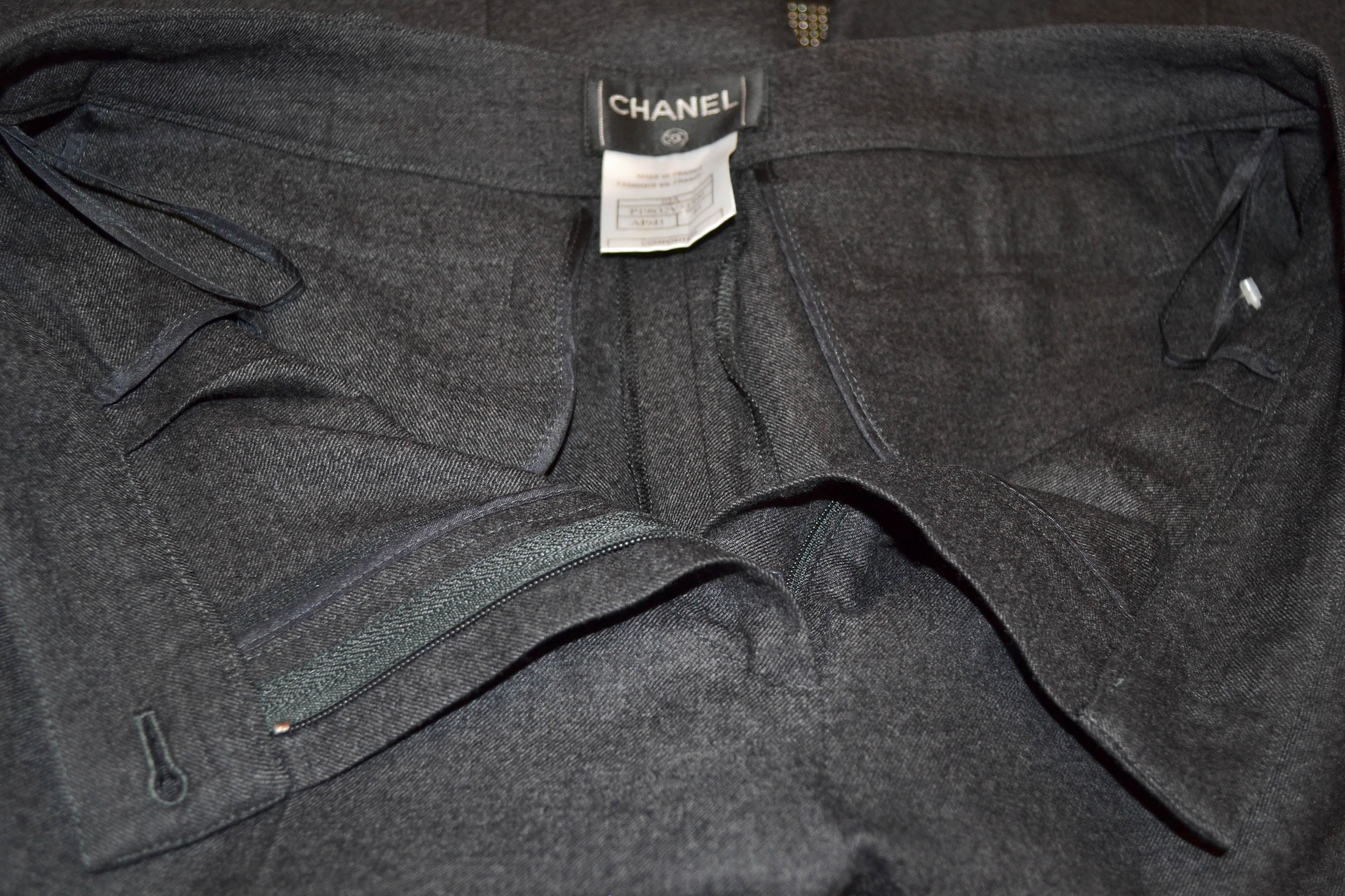 Authentic Chanel Grey Wool Pants Size 2A