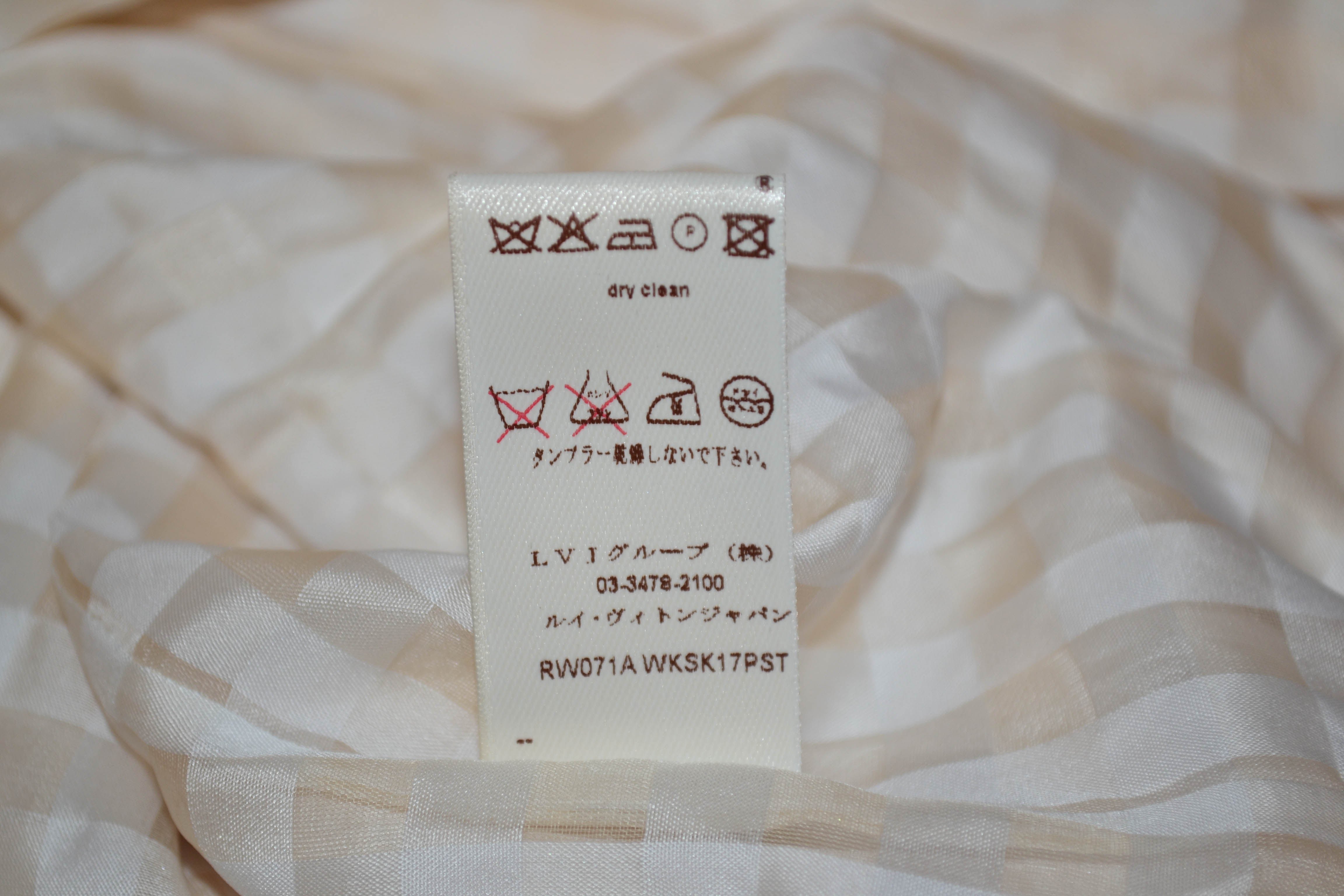 Authentic New Louis Vuitton Beige Skirt Size 34