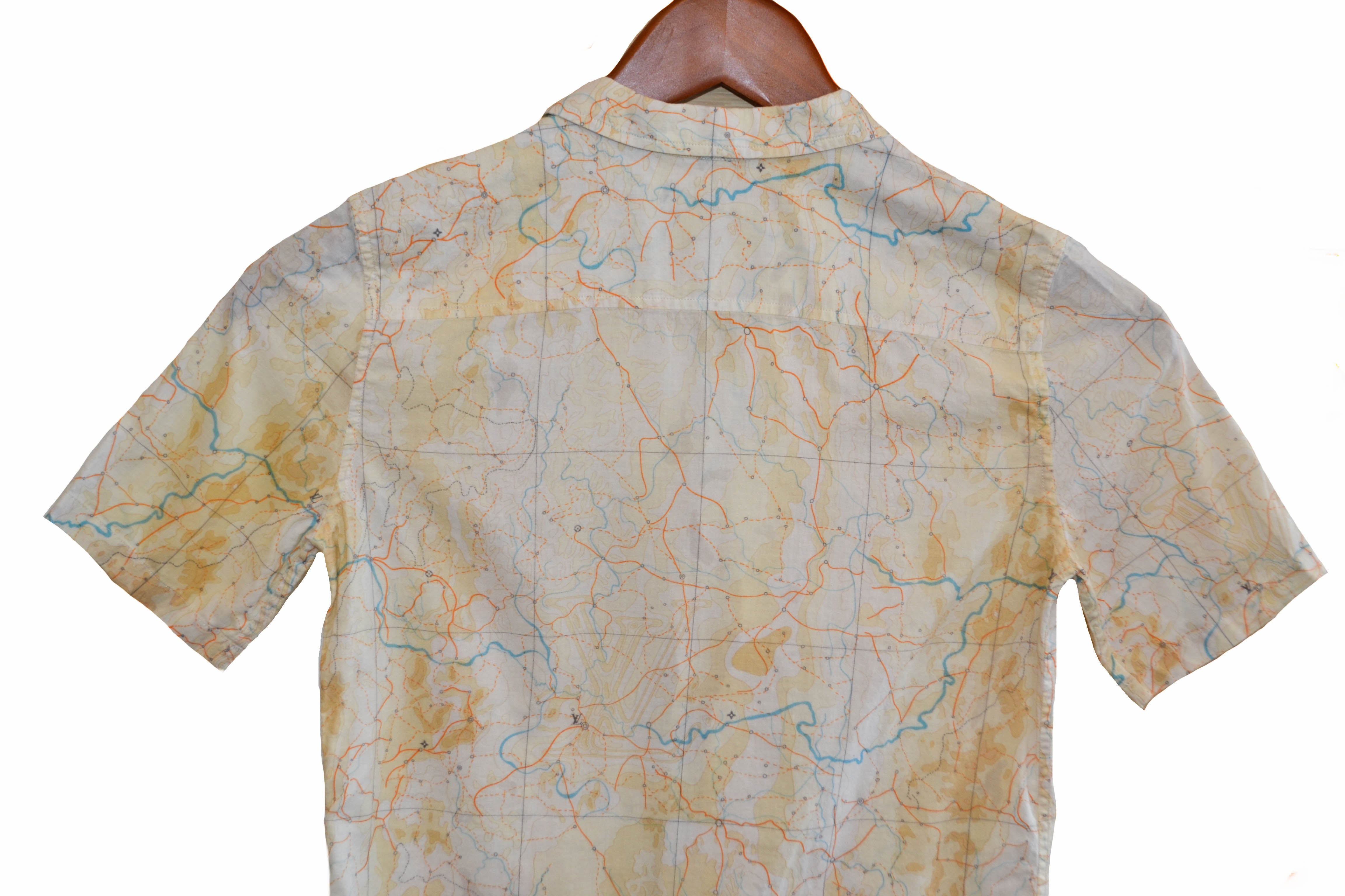 Authentic Louis Vuitton Boys Beige Button Up Shirt Size 8