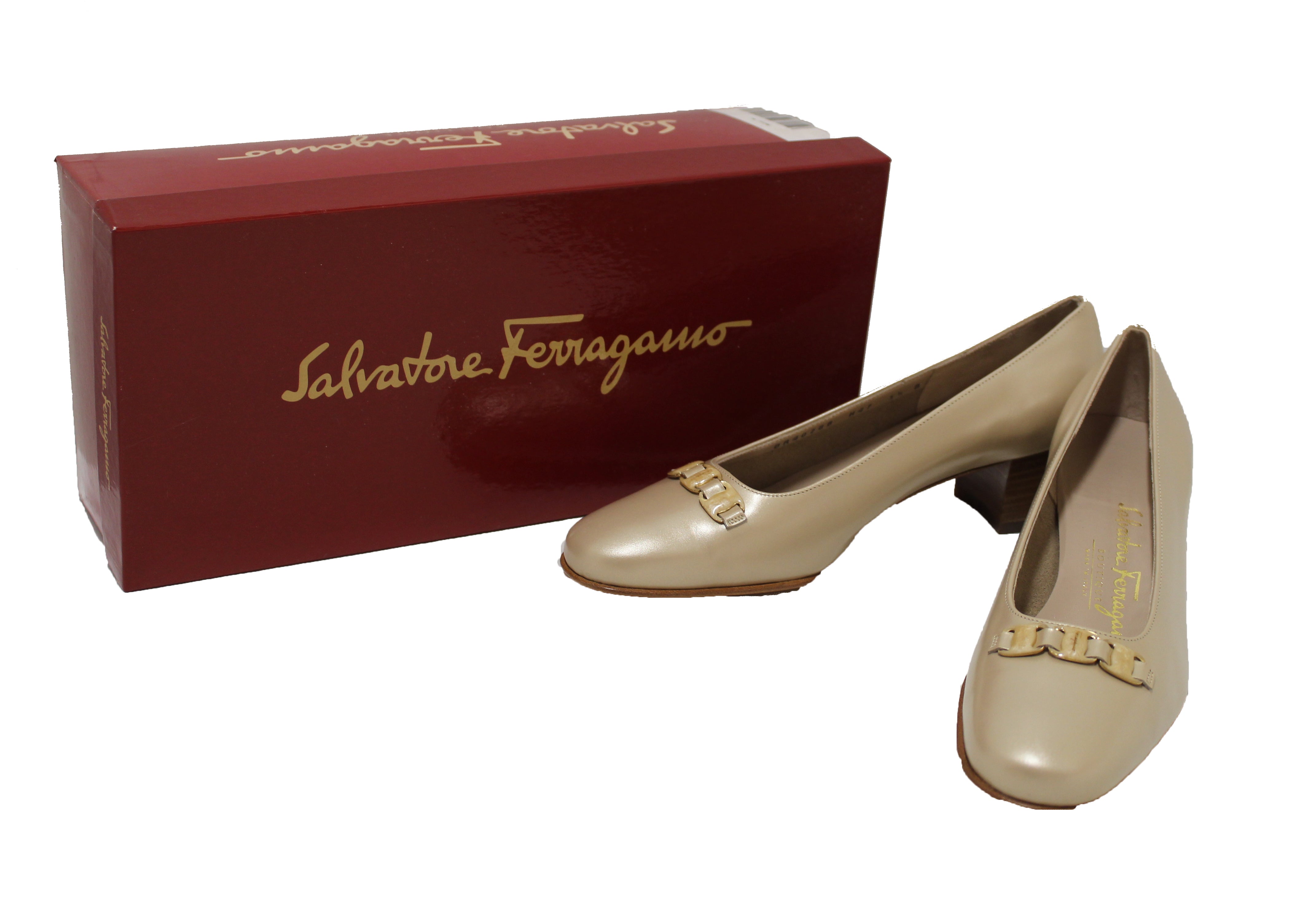 Authentic NEW Salvatore Ferragamo Beige Calf Leather Pumps Size 5.5B