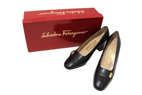Authentic Salvatore Ferragamo Black Calfskin Leather with Black Lizard Leather Pumps Size 5.5B
