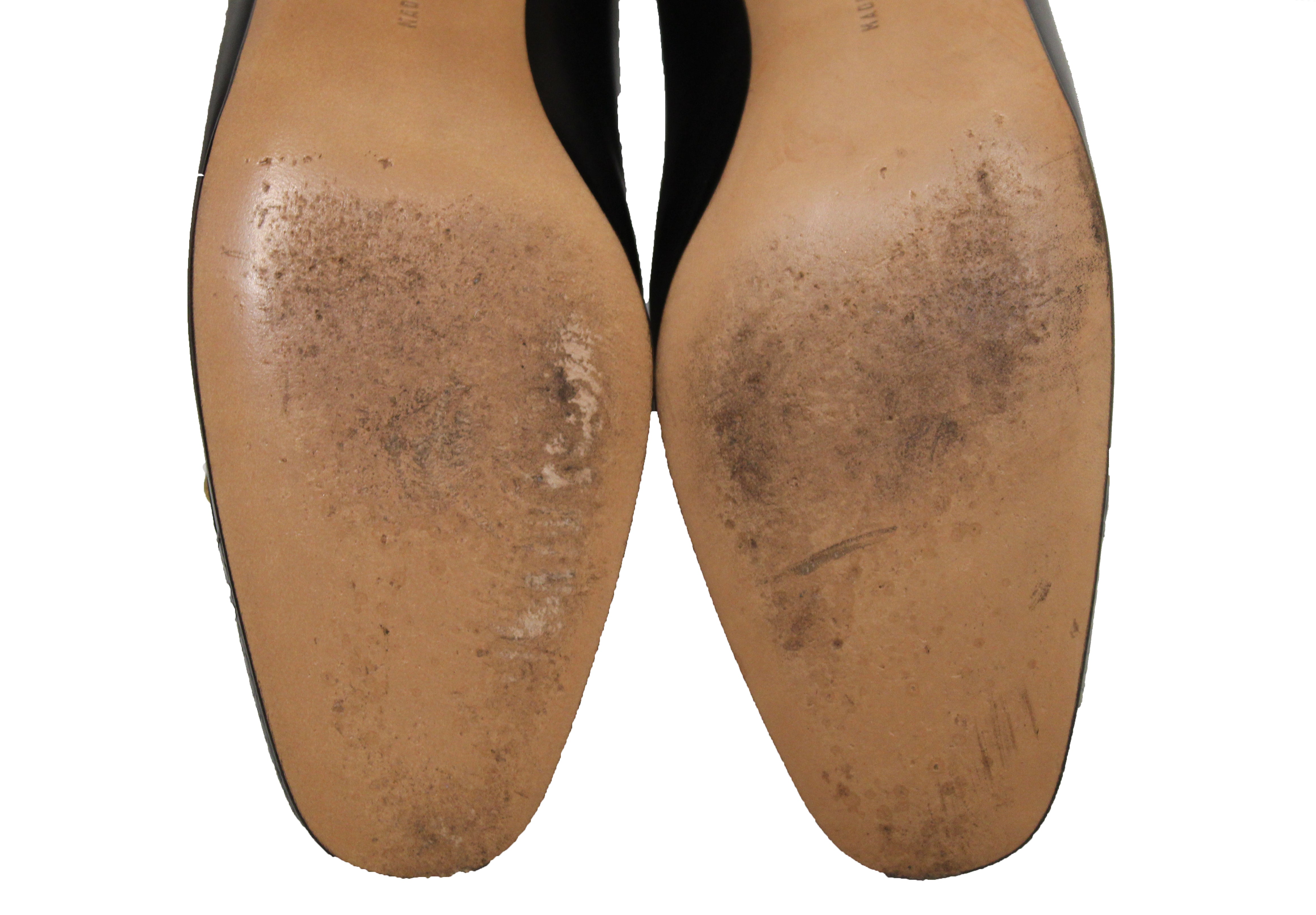 Authentic Salvatore Ferragamo Black Calfskin Leather with Black Lizard Leather Pumps Size 5.5B