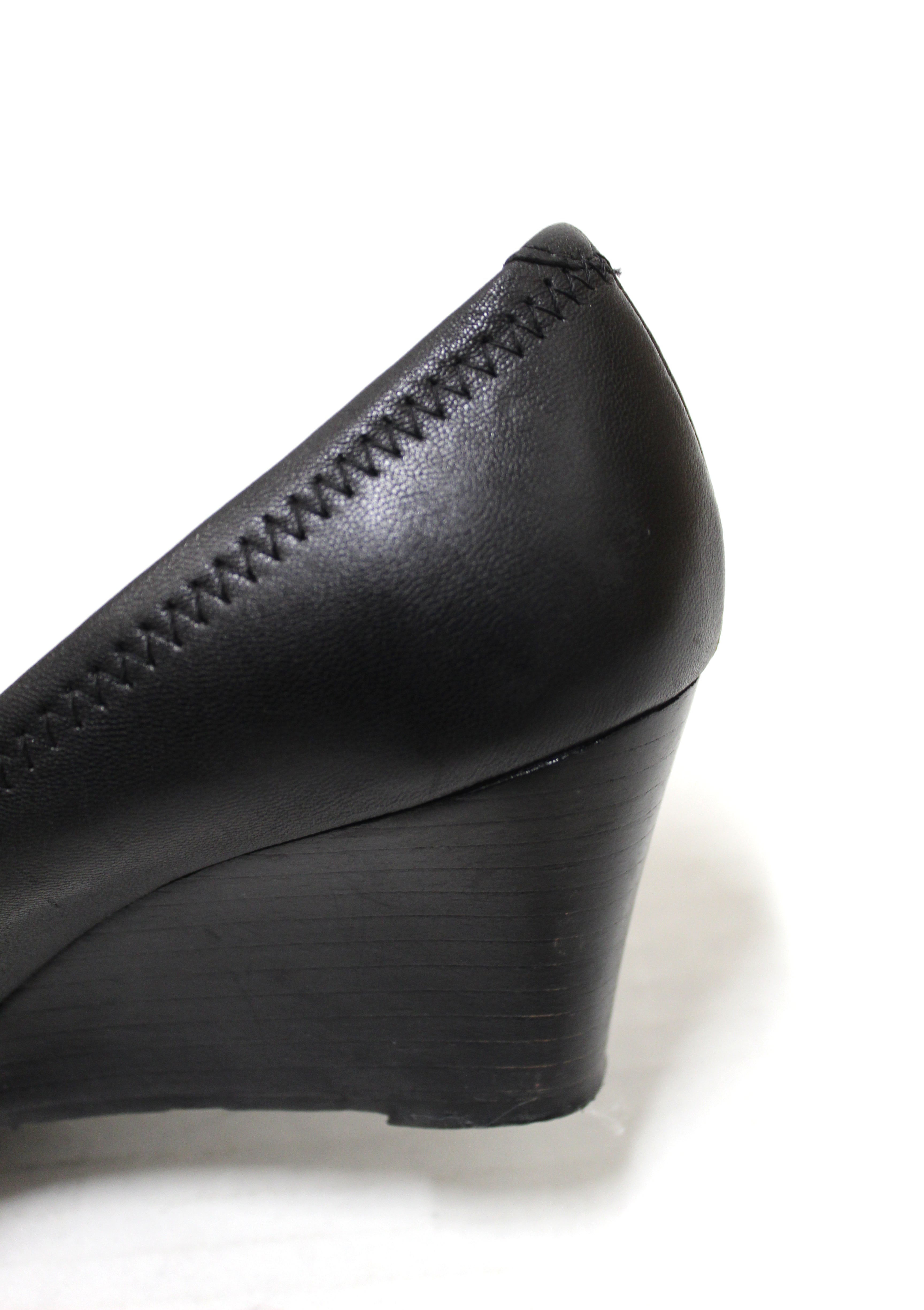 Authentic Tory Burch Black Leather Sally Wedge Size 6