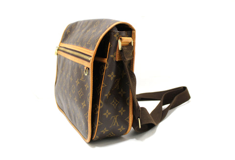 Authentic Louis Vuitton Classic Monogram Bosphore GM Messenger Bag