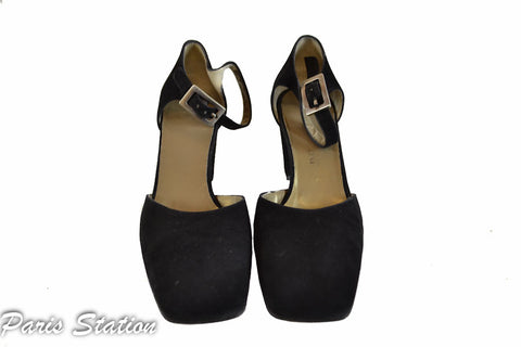 Authentic Yves Saint Laurent Black Suede Sandals Size 7
