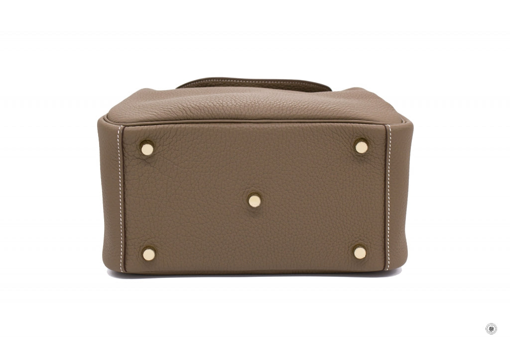 HERMES Hermes H073428 Lindy Etoupe / CC18 Taurillon Clemence 26 Should | Italystation.com - Shop Now at italystation.com