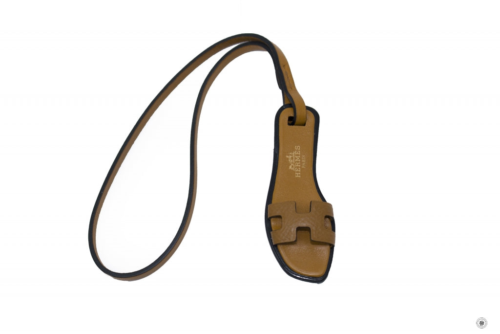 HERMES Hermes H080148 Bag Accessory Oran Epsom/butler Calfskin/hunter  | Italystation.com - Shop Now at italystation.com