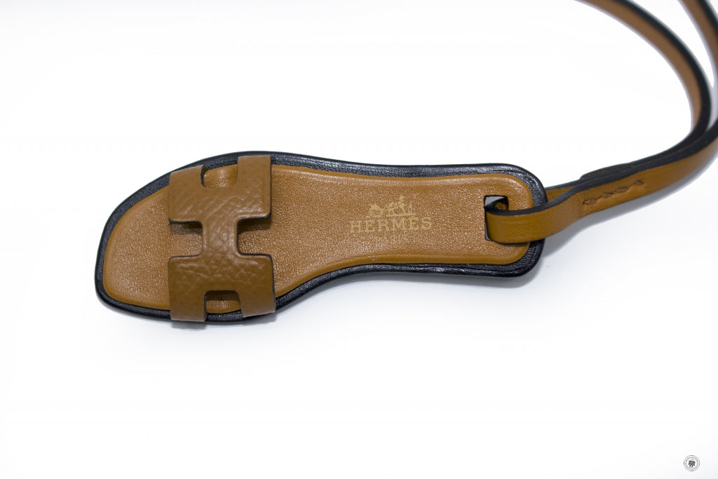 HERMES Hermes H080148 Bag Accessory Oran Epsom/butler Calfskin/hunter  | Italystation.com - Shop Now at italystation.com