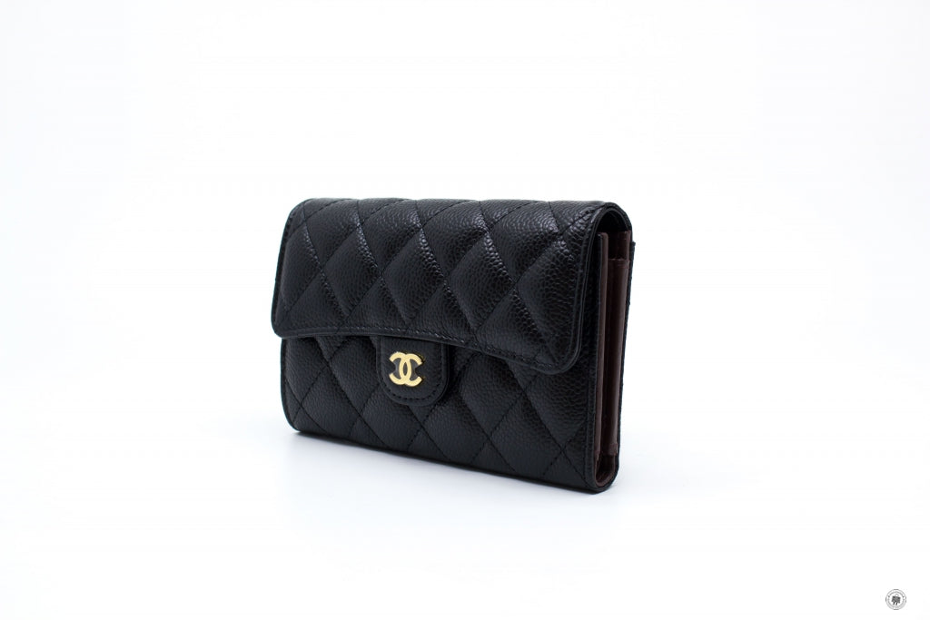 CHANEL Chanel AP0232Y01864 Classic Flap Wallet Black / C3906 Caviar Sh | Italystation.com - Shop Now at italystation.com
