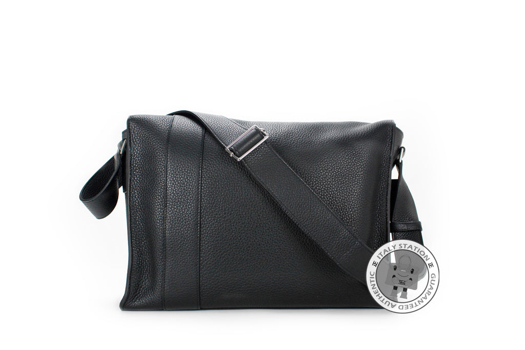 HERMES Hermes Alfred Black / CK89 Taurillon Clemence Messenger Bags Ph | Italystation.com - Shop Now at italystation.com