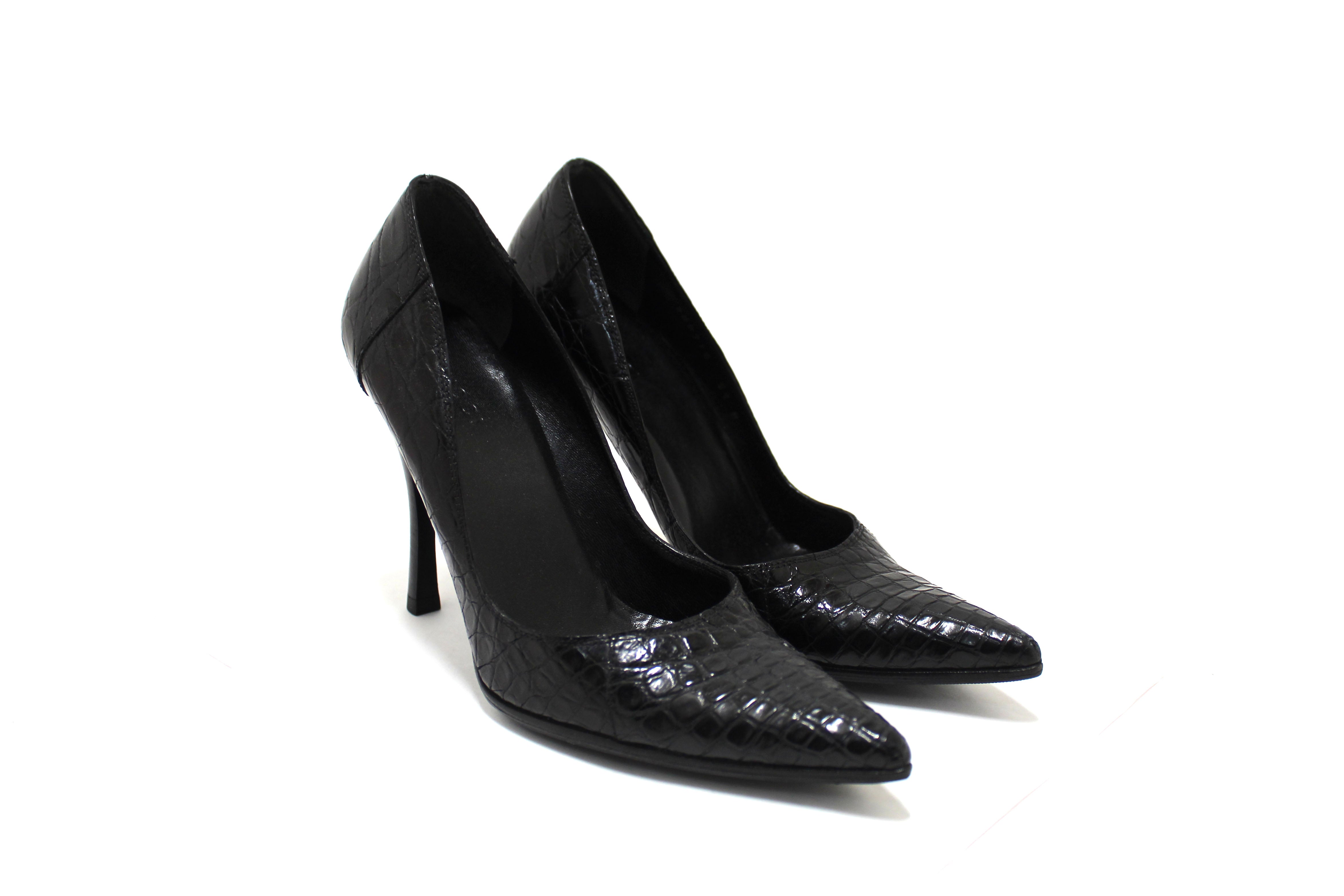 Authentic Gucci Black Crocodile Closed Toe Pumps Shoes Size 5.5B