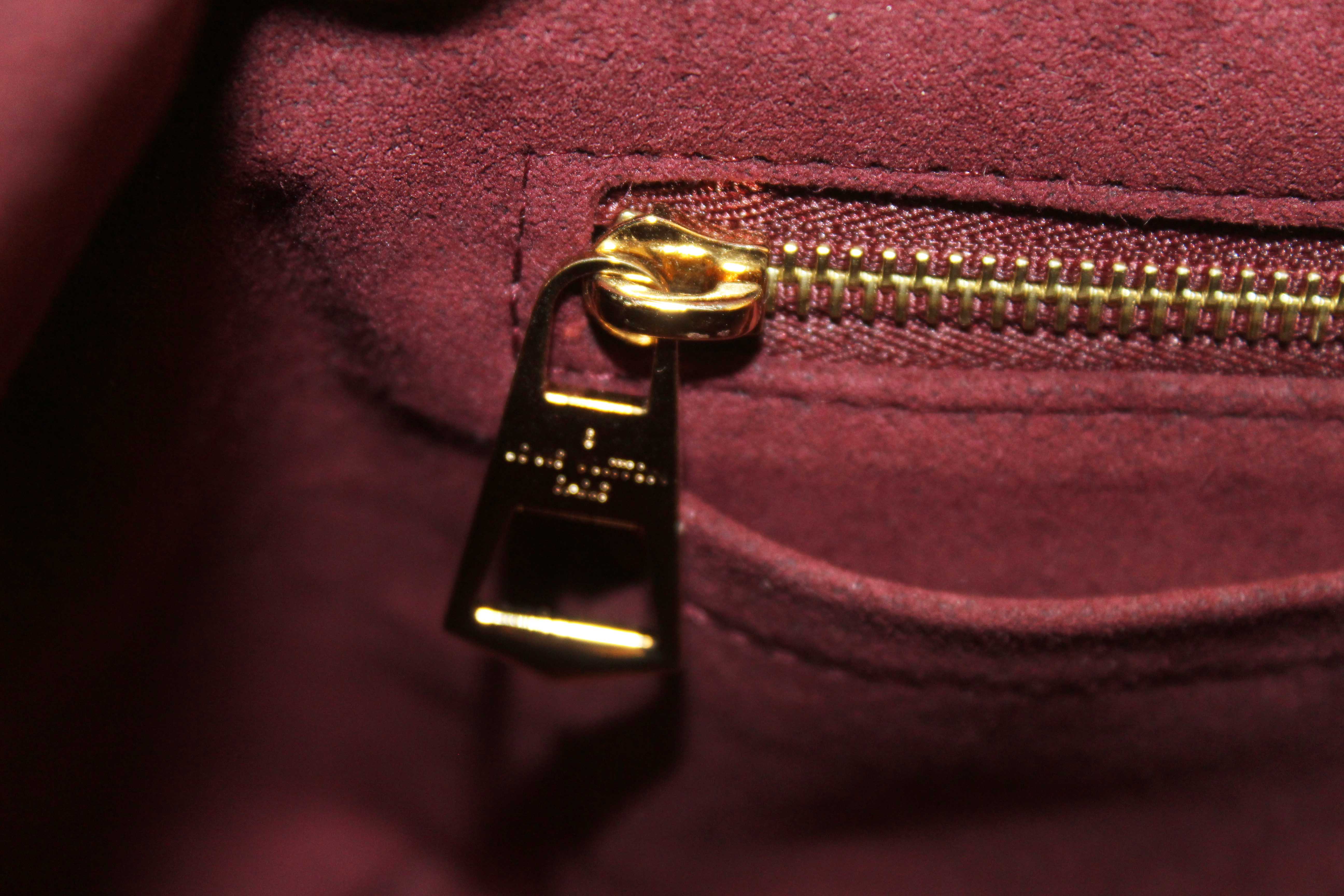 Authentic Louis Vuitton Classic Monogram CarryAll PM Hobo Shoulder Tote