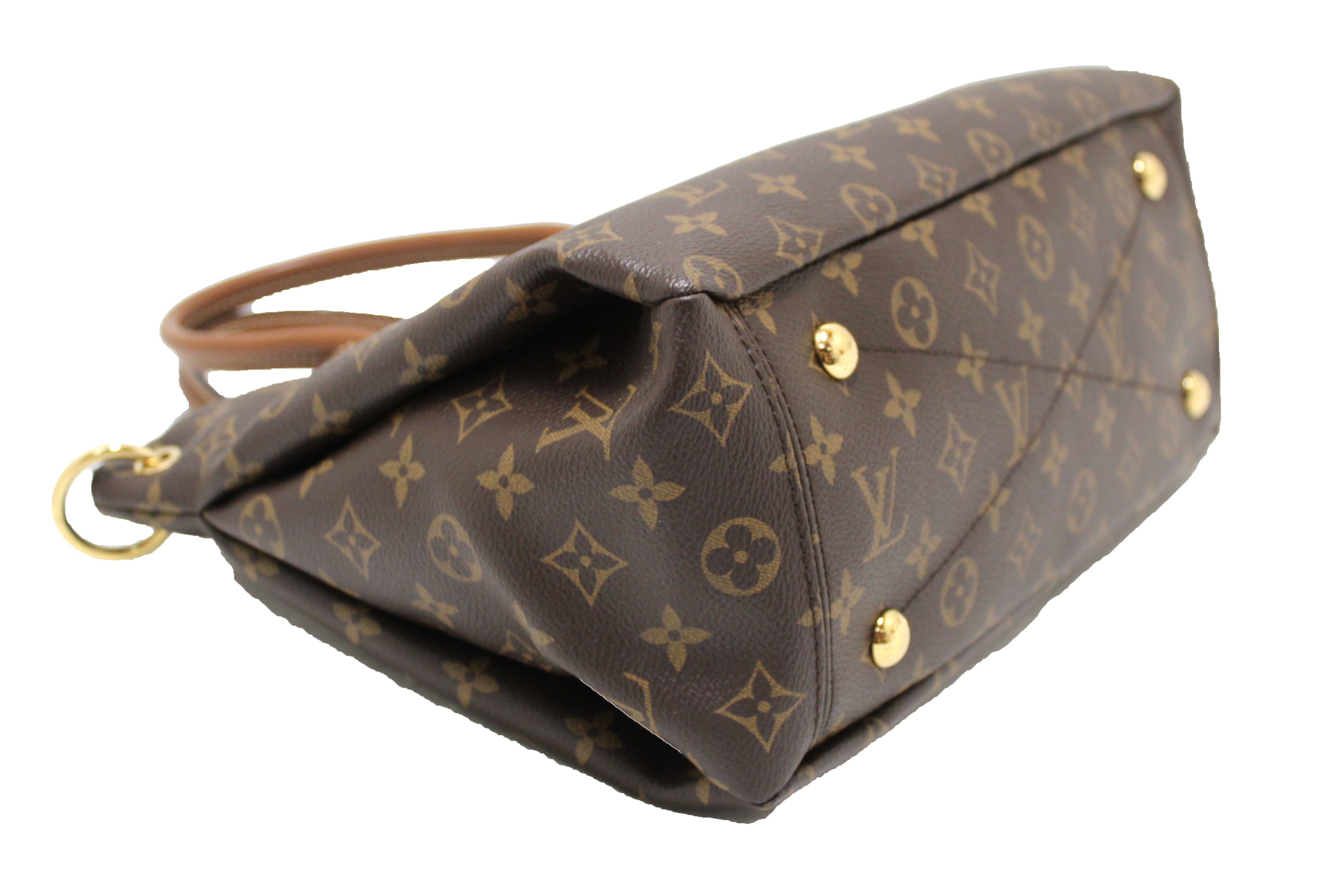 HER Authentic - Hard to find Louis Vuitton Monogram Pallas Noir. Comes with  the strap & dust bag. $1,100. You know the drill. On our website & tagged  here!