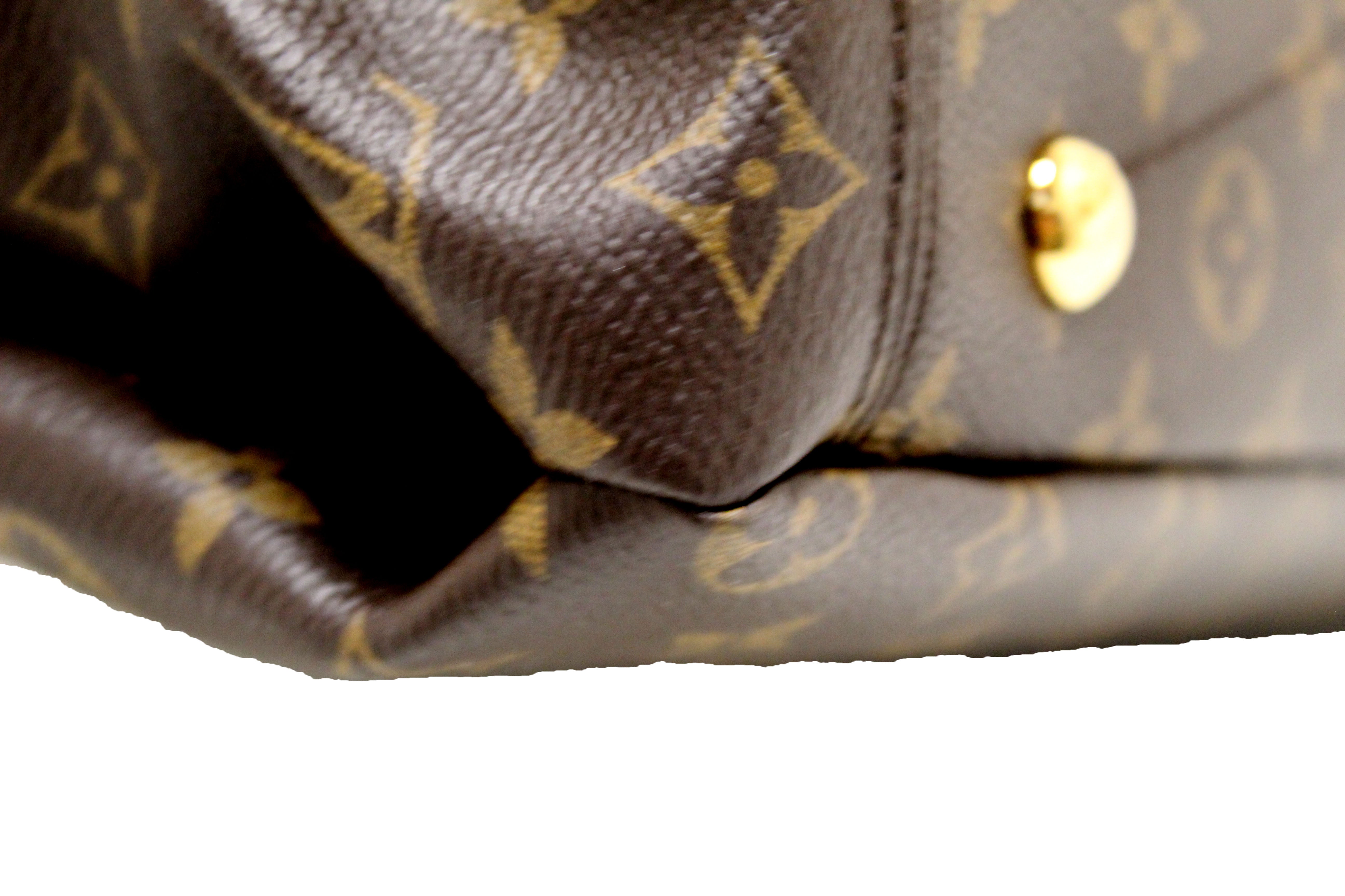Authentic Louis Vuitton Monogram Canvas Pallas Handbag Dune Article: M50066  Made in France, Accessorising - Brand Name / Designer Handbags For Carry &  Wear …