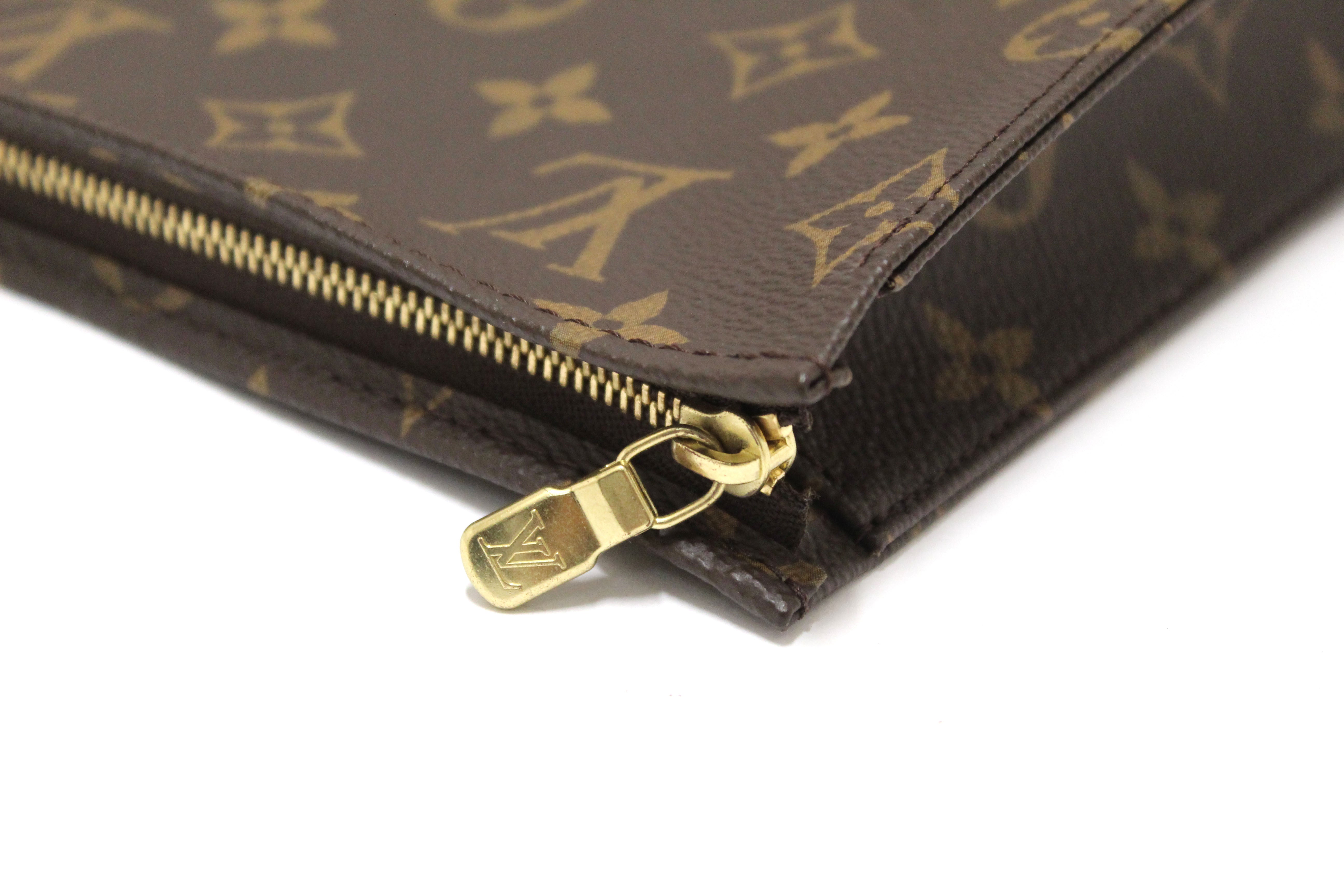 Authentic Louis Vuitton Classic Monogram Toiletry Pouch 26