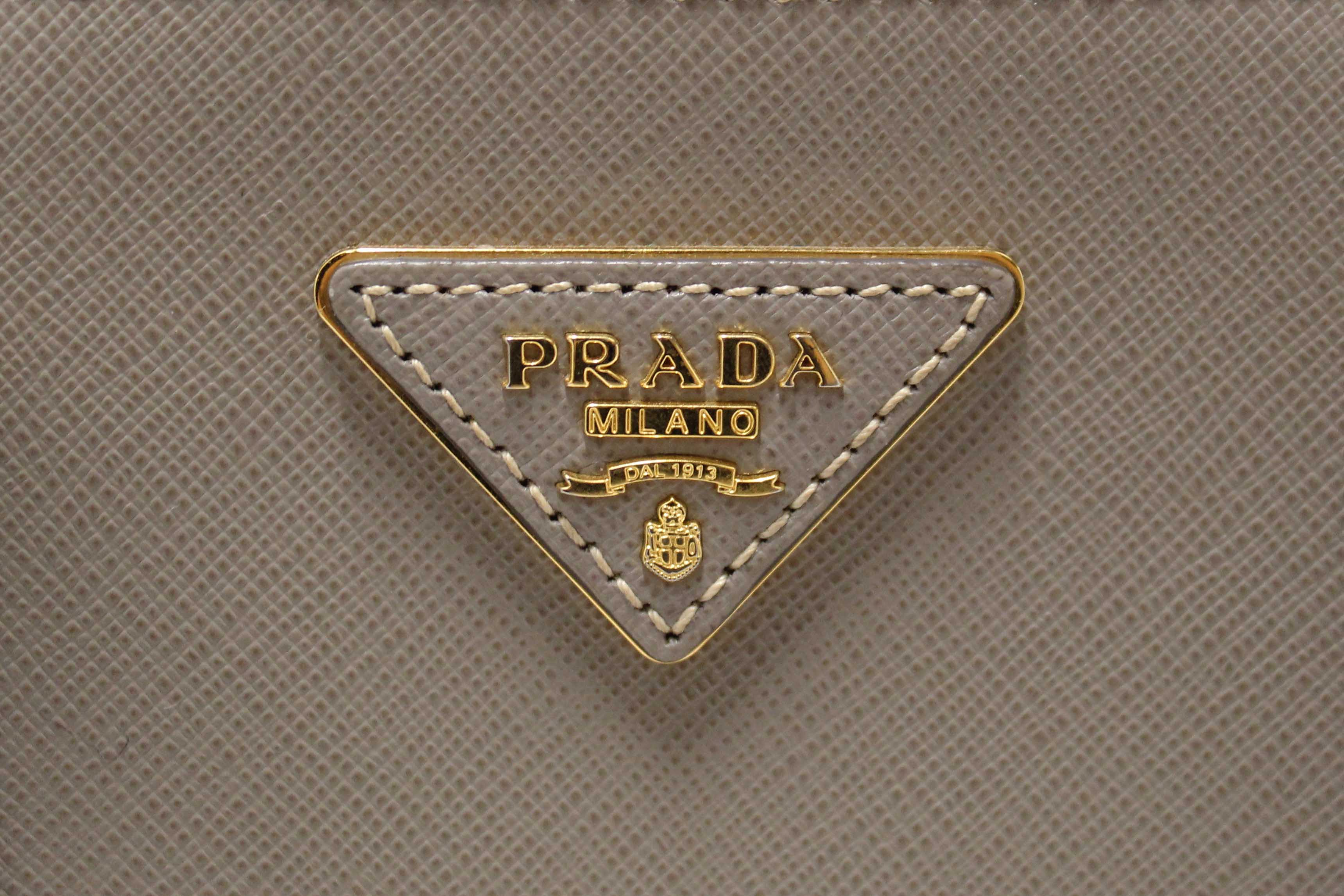 Authentic Prada Grey Saffiano Lux Leather Galleria Medium Tote Bag