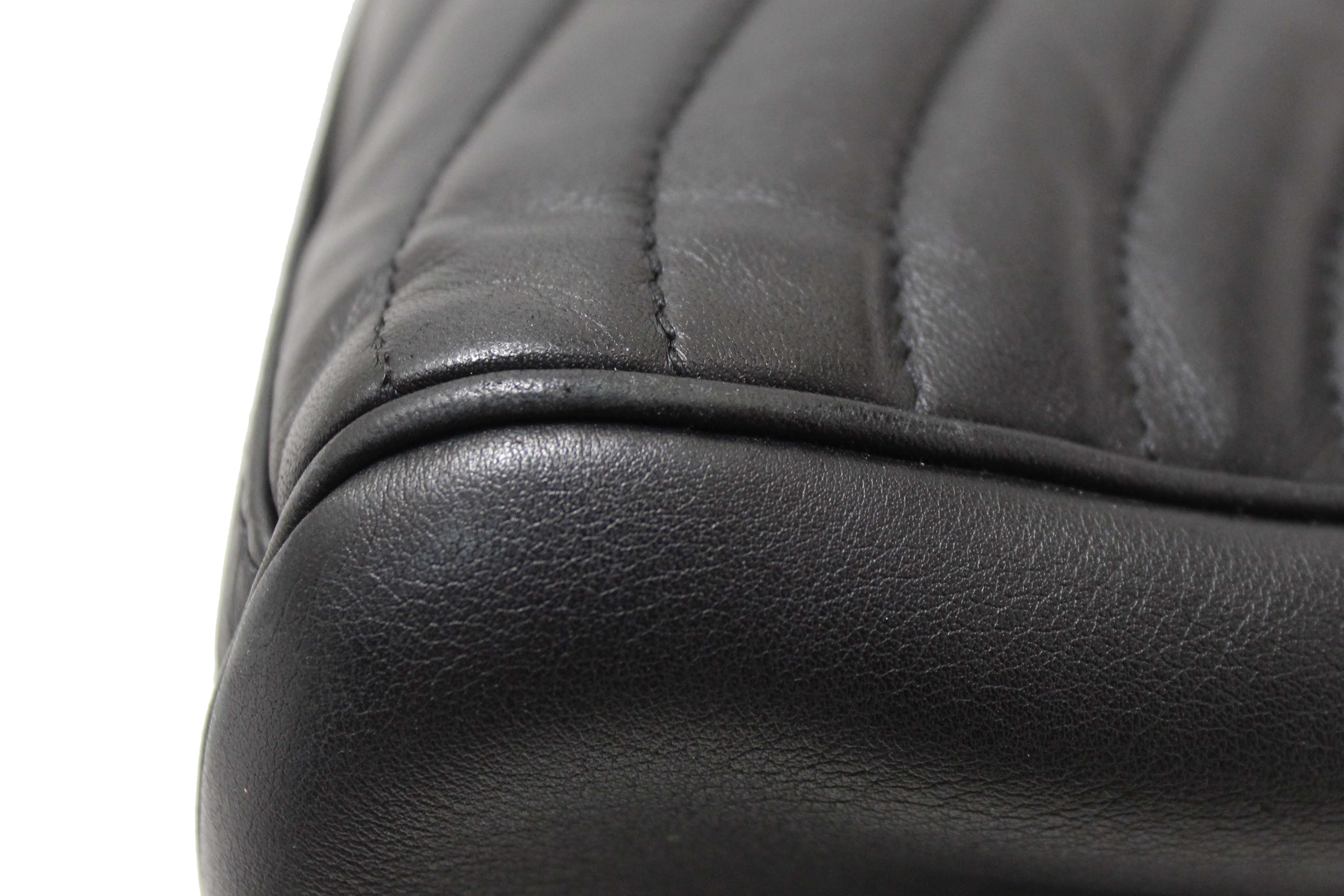 Authentic Louis Vuitton Black Leather New Wave Chain Tote Shoulder Bag