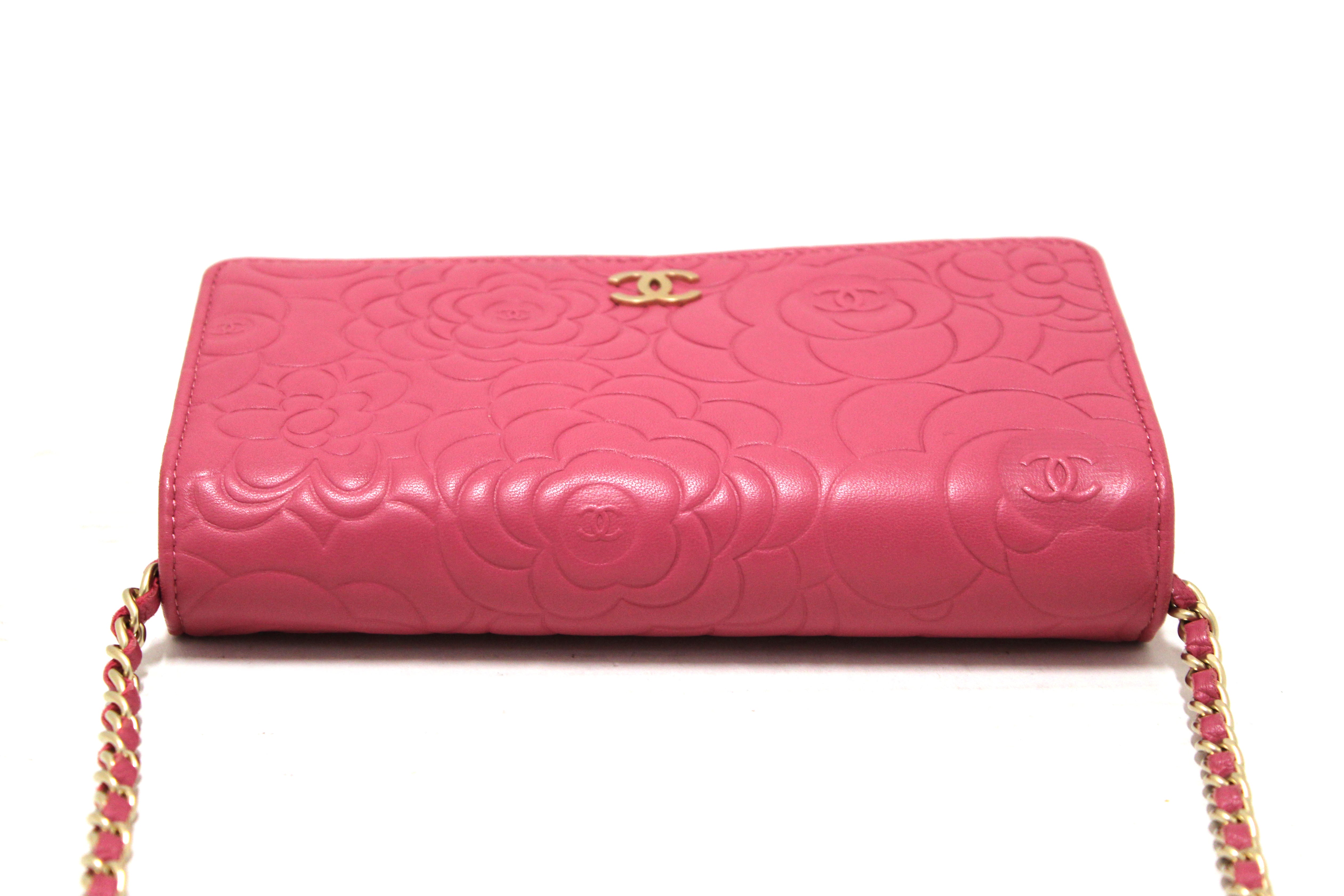 Chanel - Authenticated Wallet on Chain Clutch Bag - Leather Pink Plain for Women, Very Good Condition