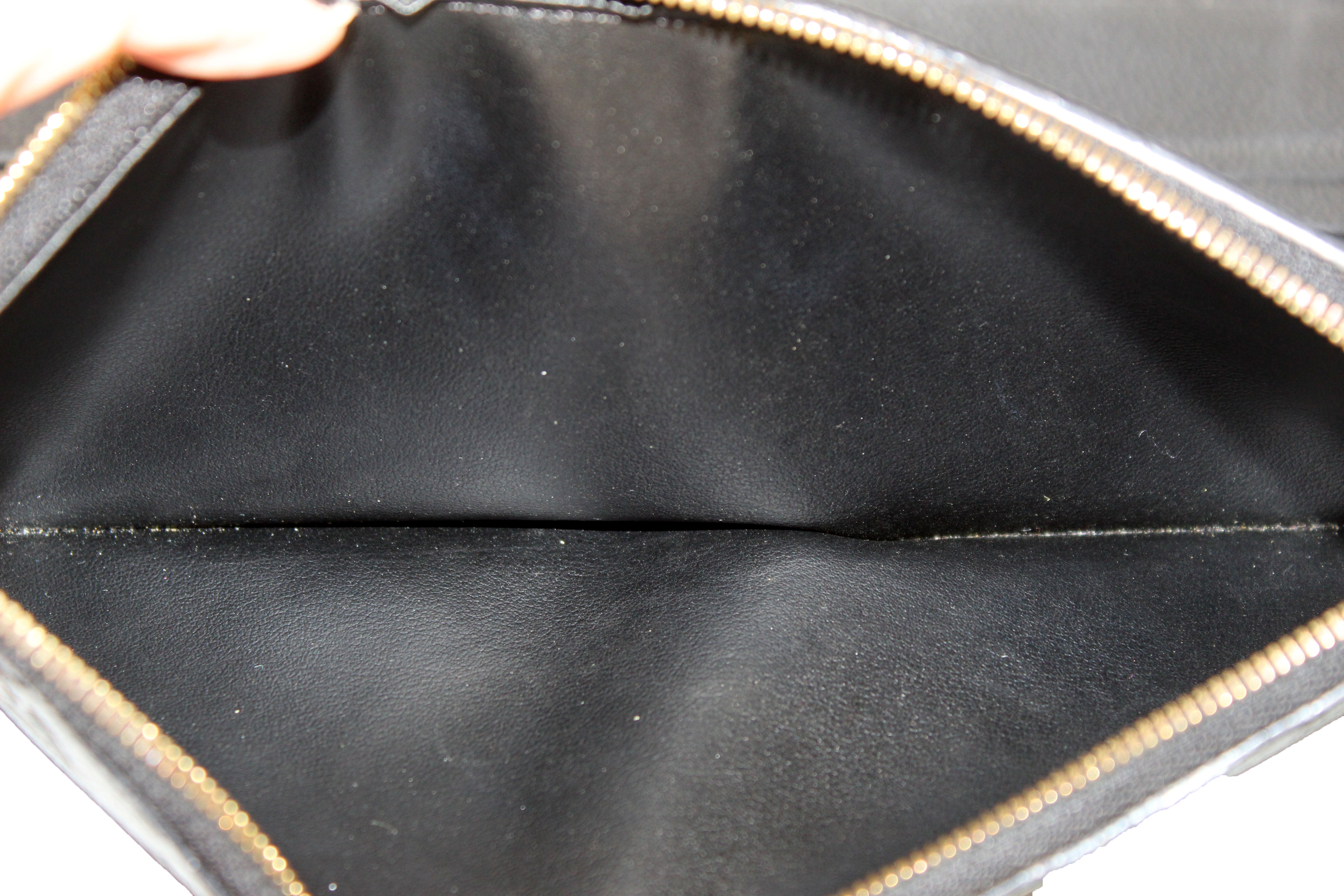 Adele is carrying MY bag 😲😋 pochette Métis empriente noir : r/Louisvuitton