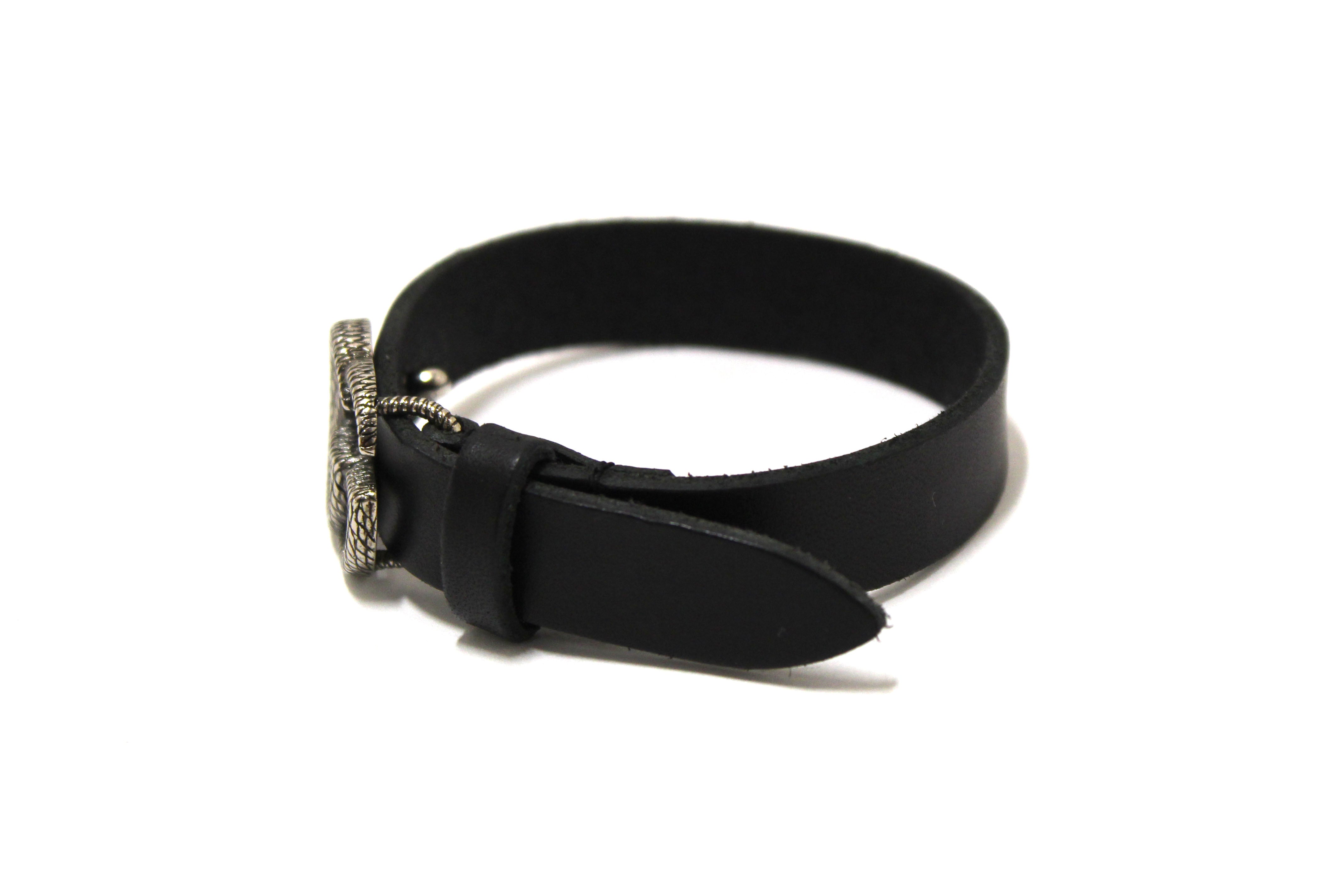 Authentic Gucci Black Leather Double G Engraving Bracelet Size S 648702